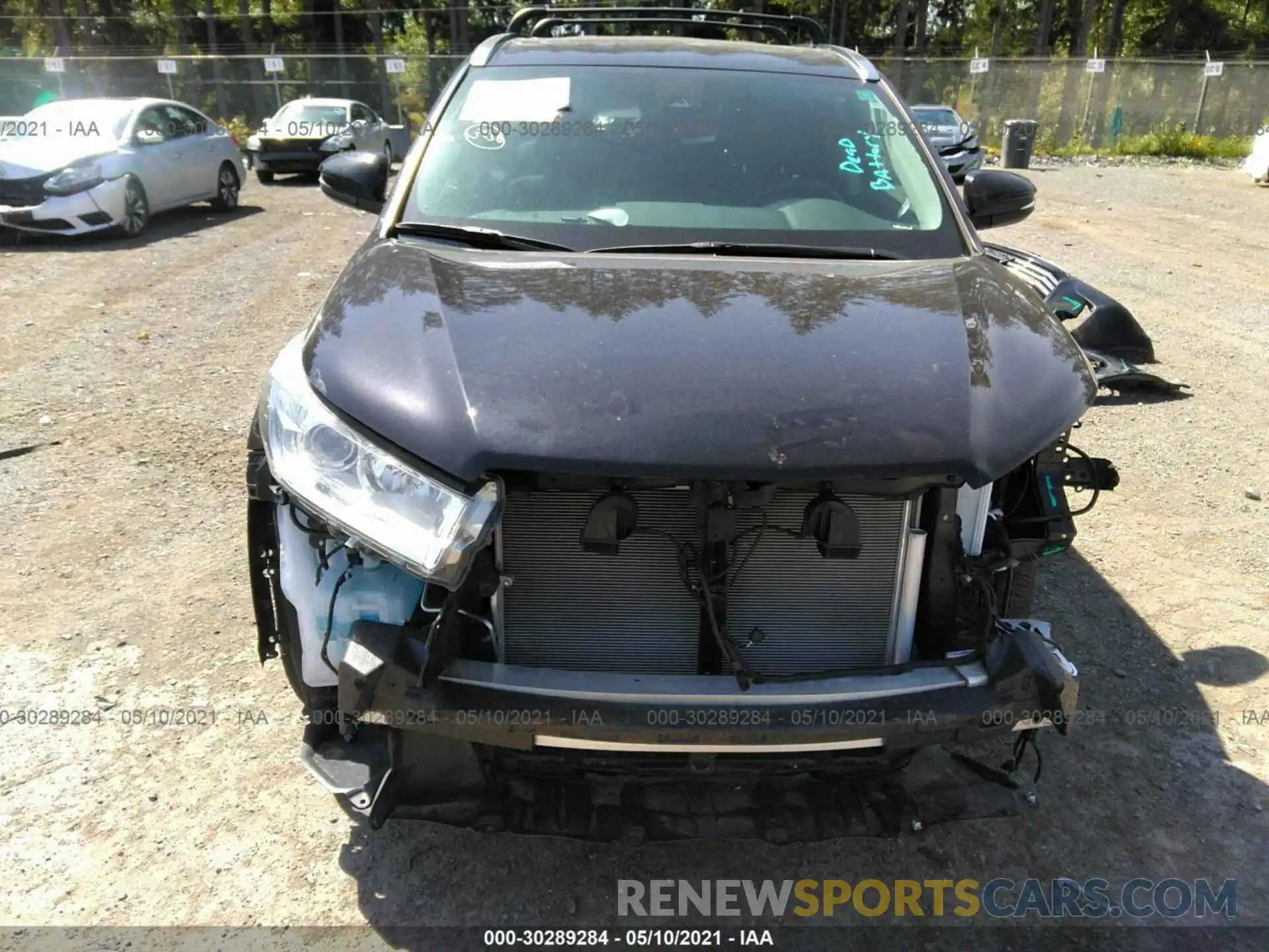 6 Photograph of a damaged car 5TDJZRFH0KS600285 TOYOTA HIGHLANDER 2019