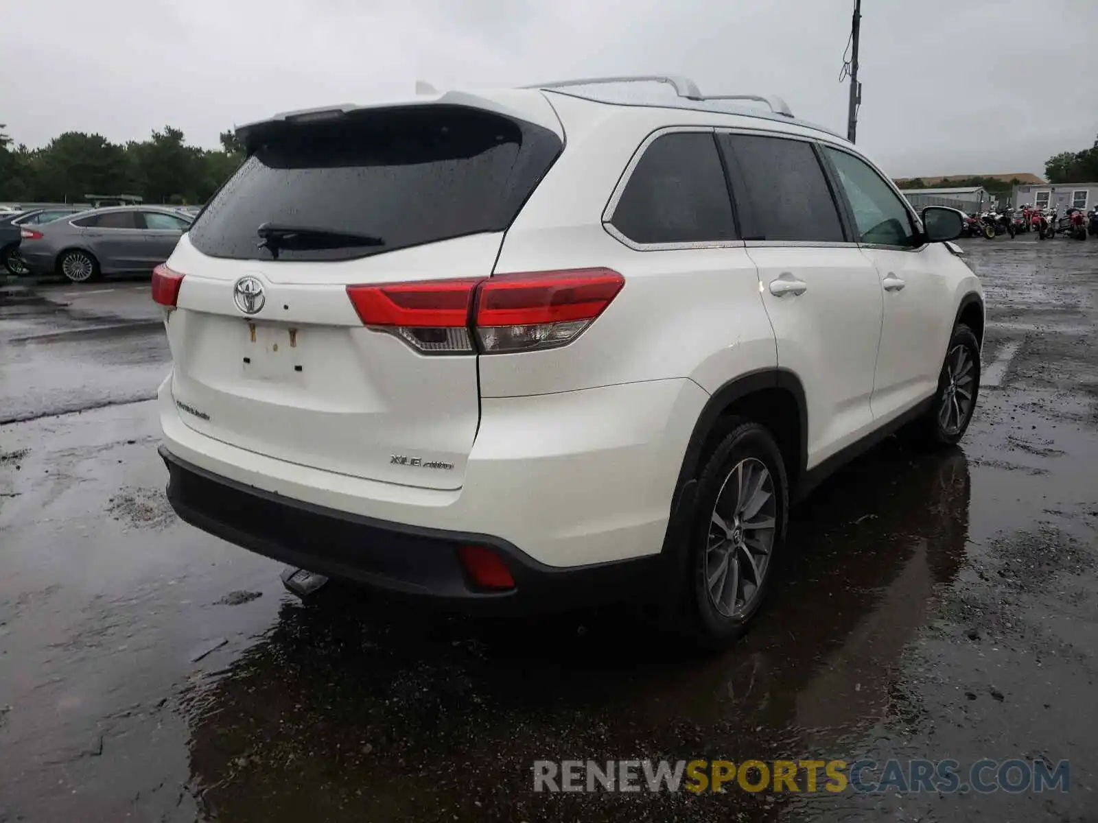 4 Фотография поврежденного автомобиля 5TDJZRFH0KS600805 TOYOTA HIGHLANDER 2019