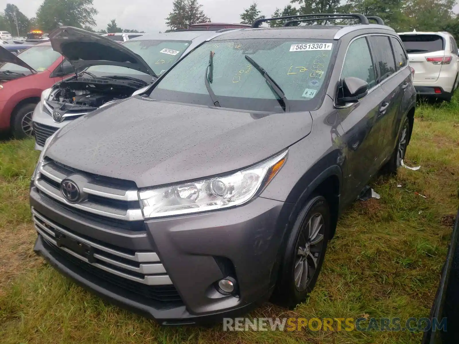 2 Photograph of a damaged car 5TDJZRFH0KS601159 TOYOTA HIGHLANDER 2019