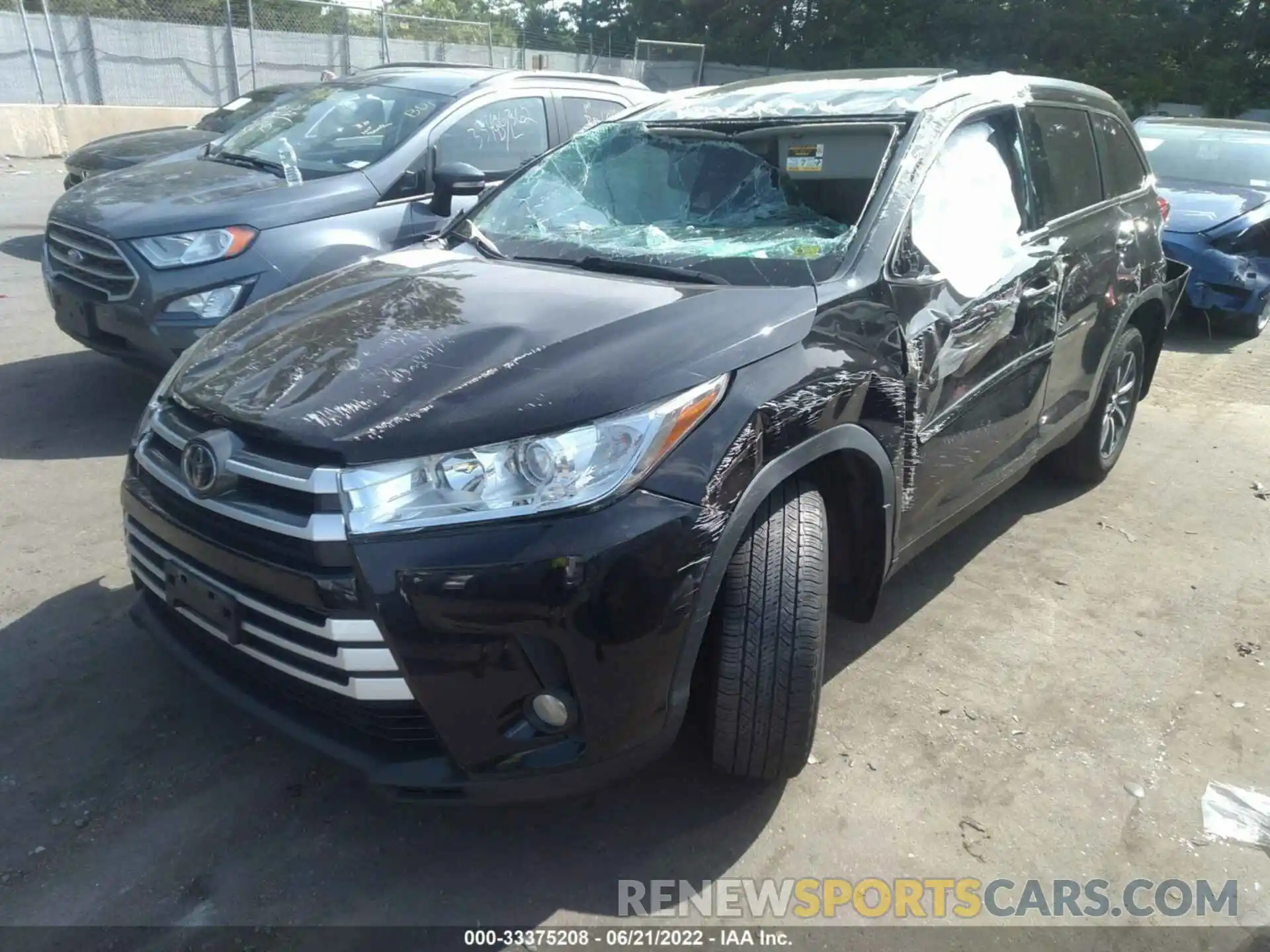 2 Фотография поврежденного автомобиля 5TDJZRFH0KS606104 TOYOTA HIGHLANDER 2019