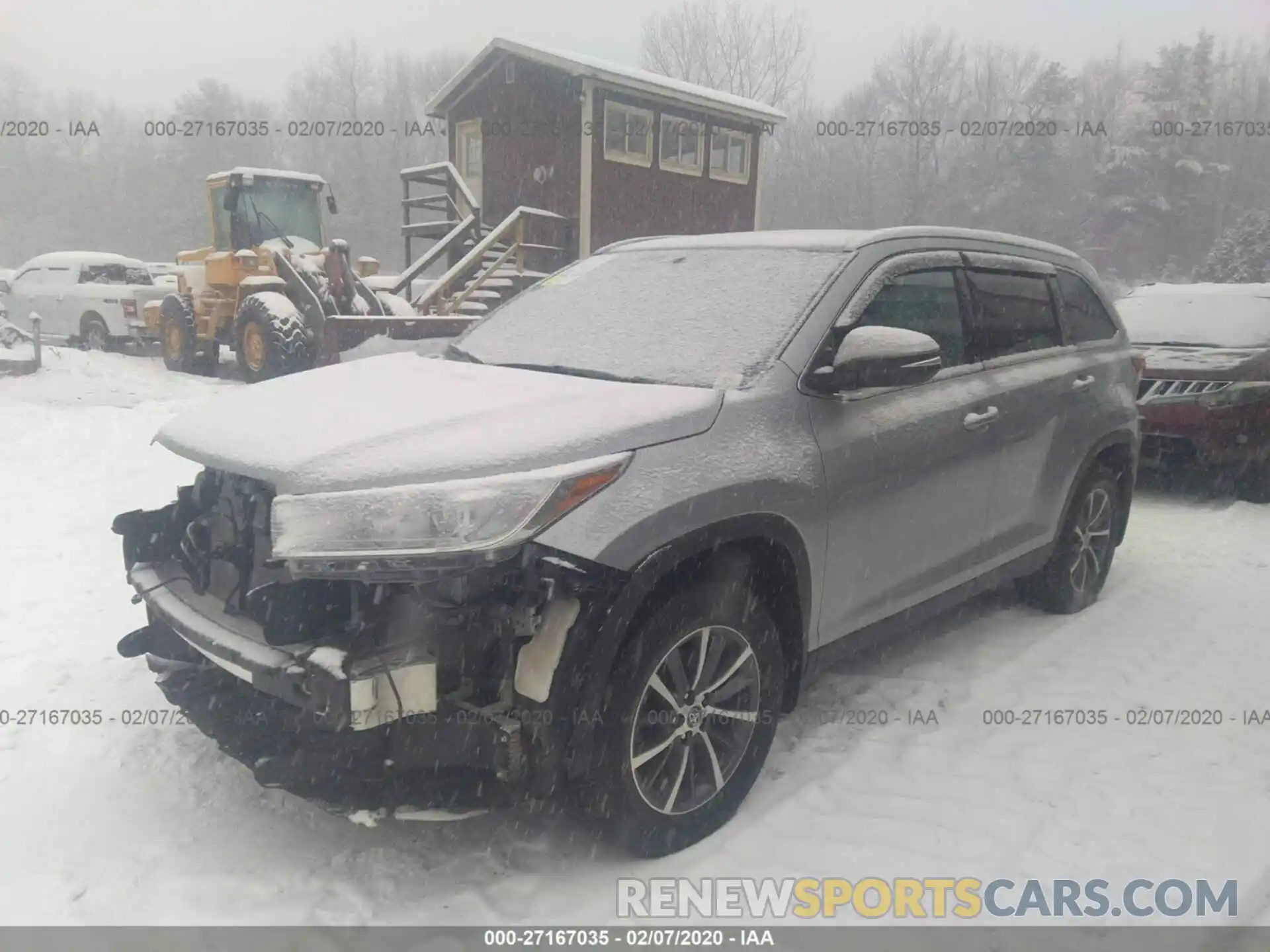 2 Photograph of a damaged car 5TDJZRFH0KS606393 TOYOTA HIGHLANDER 2019