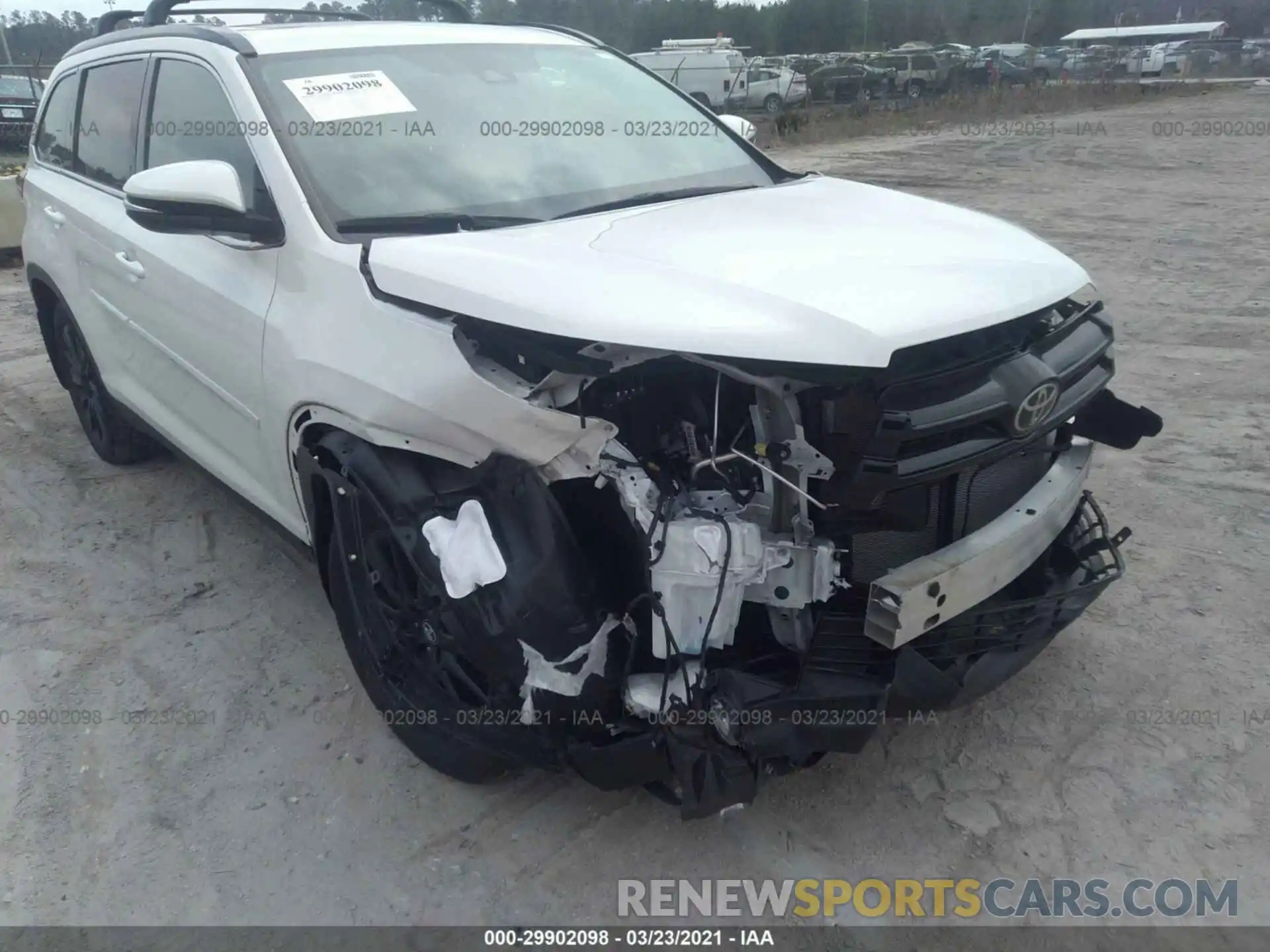 6 Photograph of a damaged car 5TDJZRFH0KS606586 TOYOTA HIGHLANDER 2019