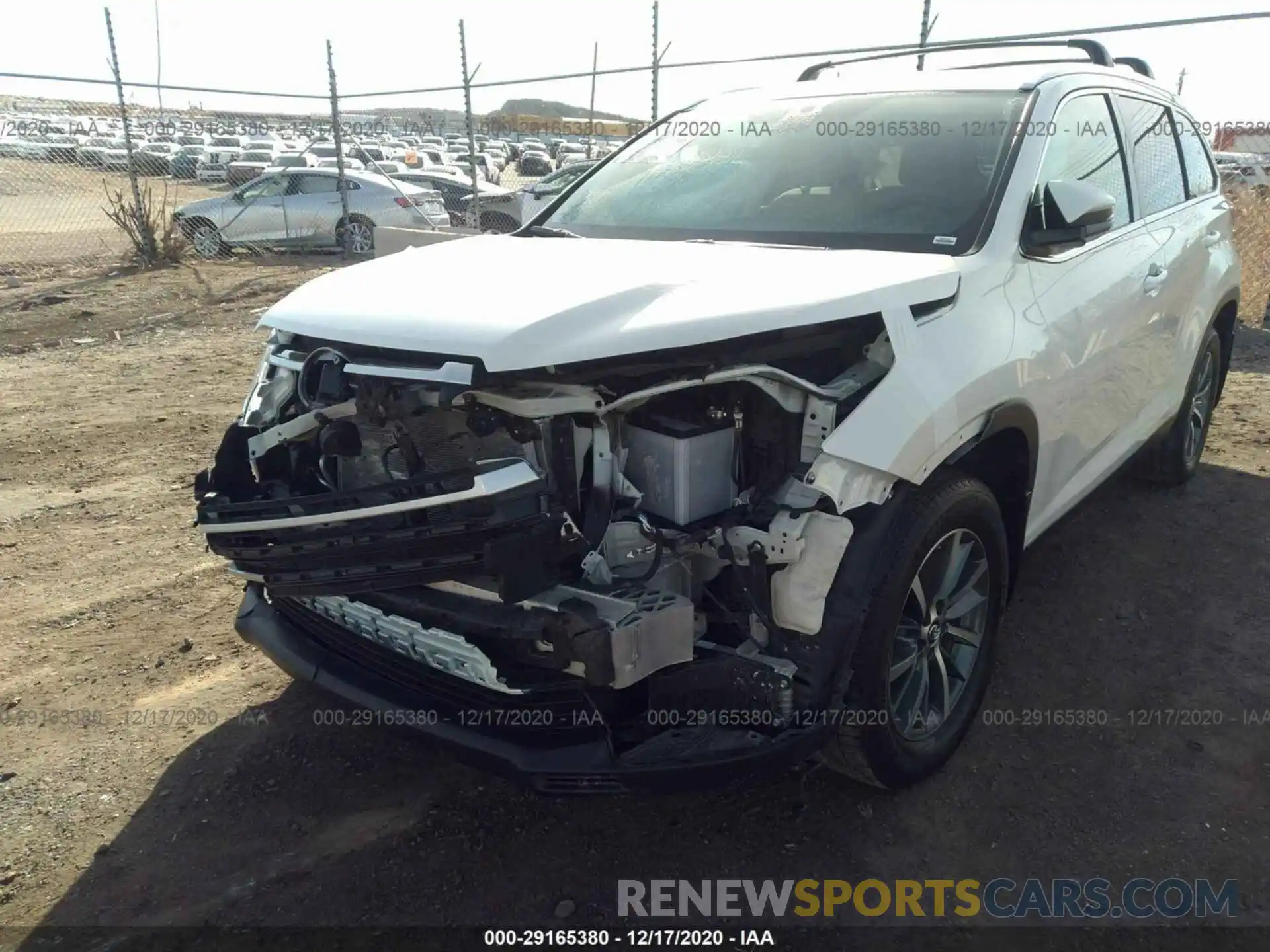 6 Photograph of a damaged car 5TDJZRFH0KS610850 TOYOTA HIGHLANDER 2019