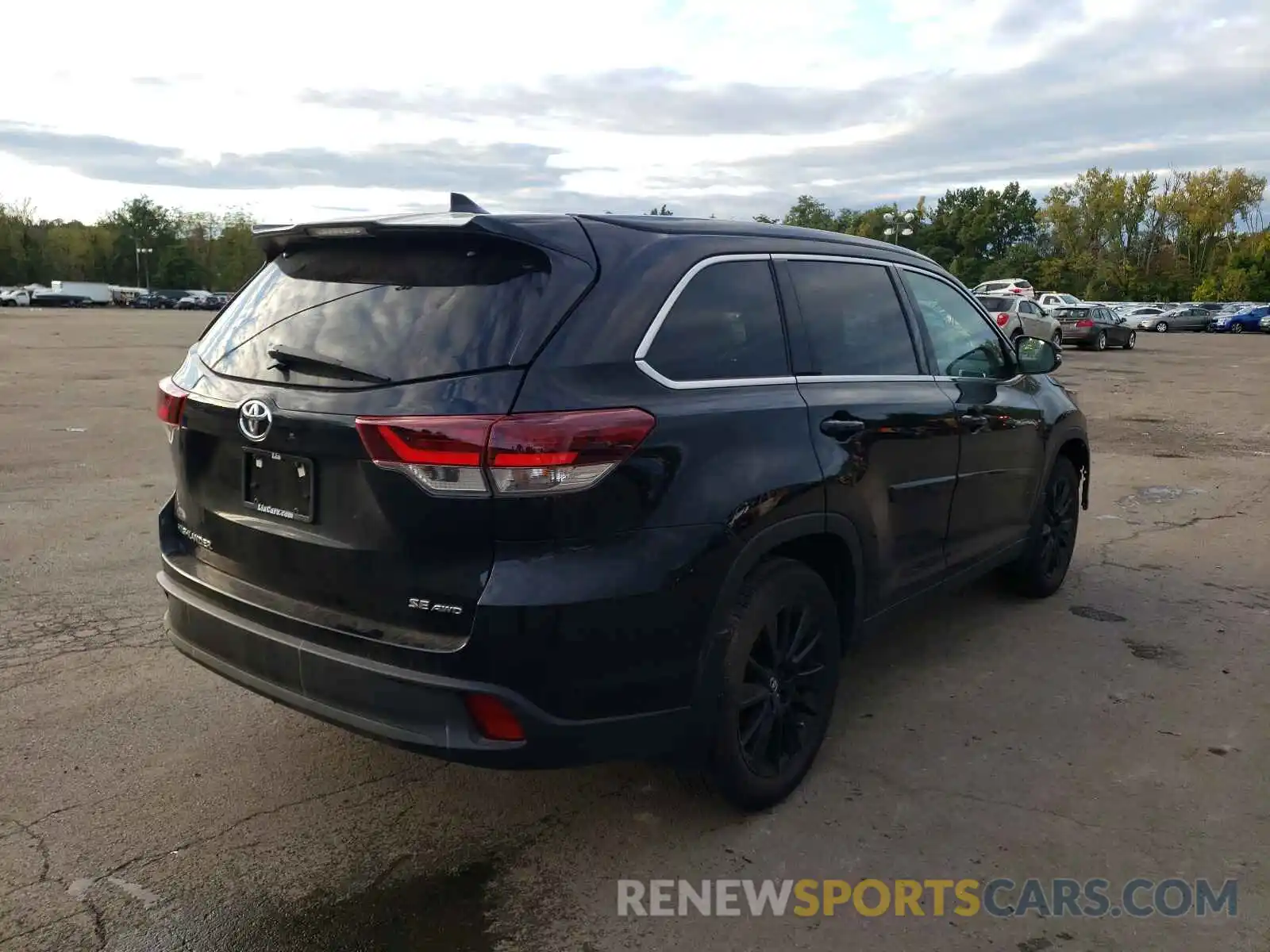 4 Фотография поврежденного автомобиля 5TDJZRFH0KS611299 TOYOTA HIGHLANDER 2019