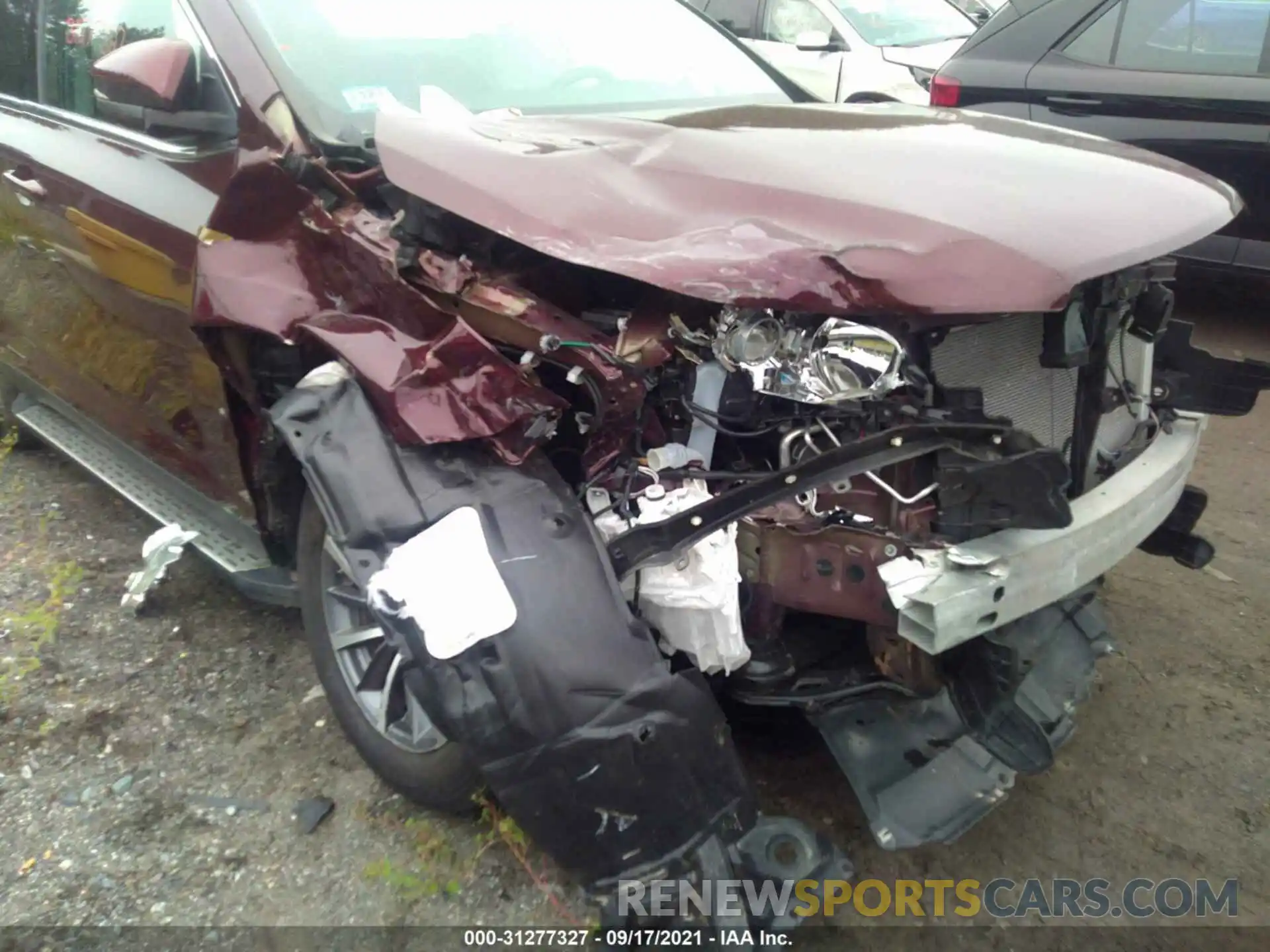 6 Photograph of a damaged car 5TDJZRFH0KS702489 TOYOTA HIGHLANDER 2019