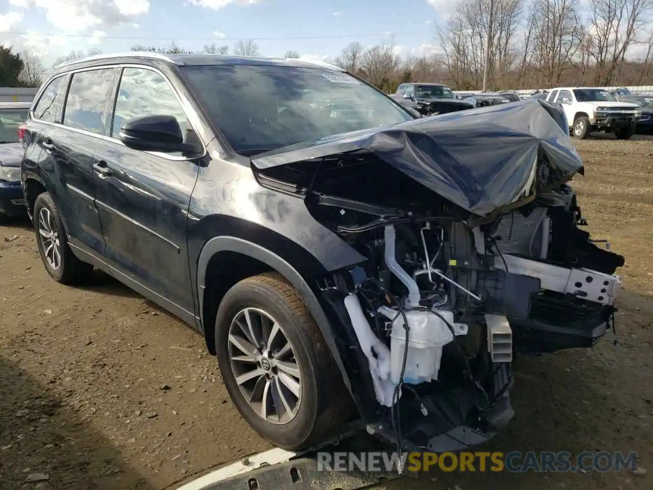 1 Photograph of a damaged car 5TDJZRFH0KS708468 TOYOTA HIGHLANDER 2019