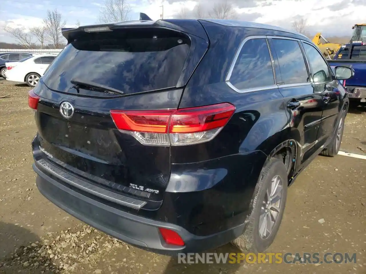 4 Фотография поврежденного автомобиля 5TDJZRFH0KS708468 TOYOTA HIGHLANDER 2019