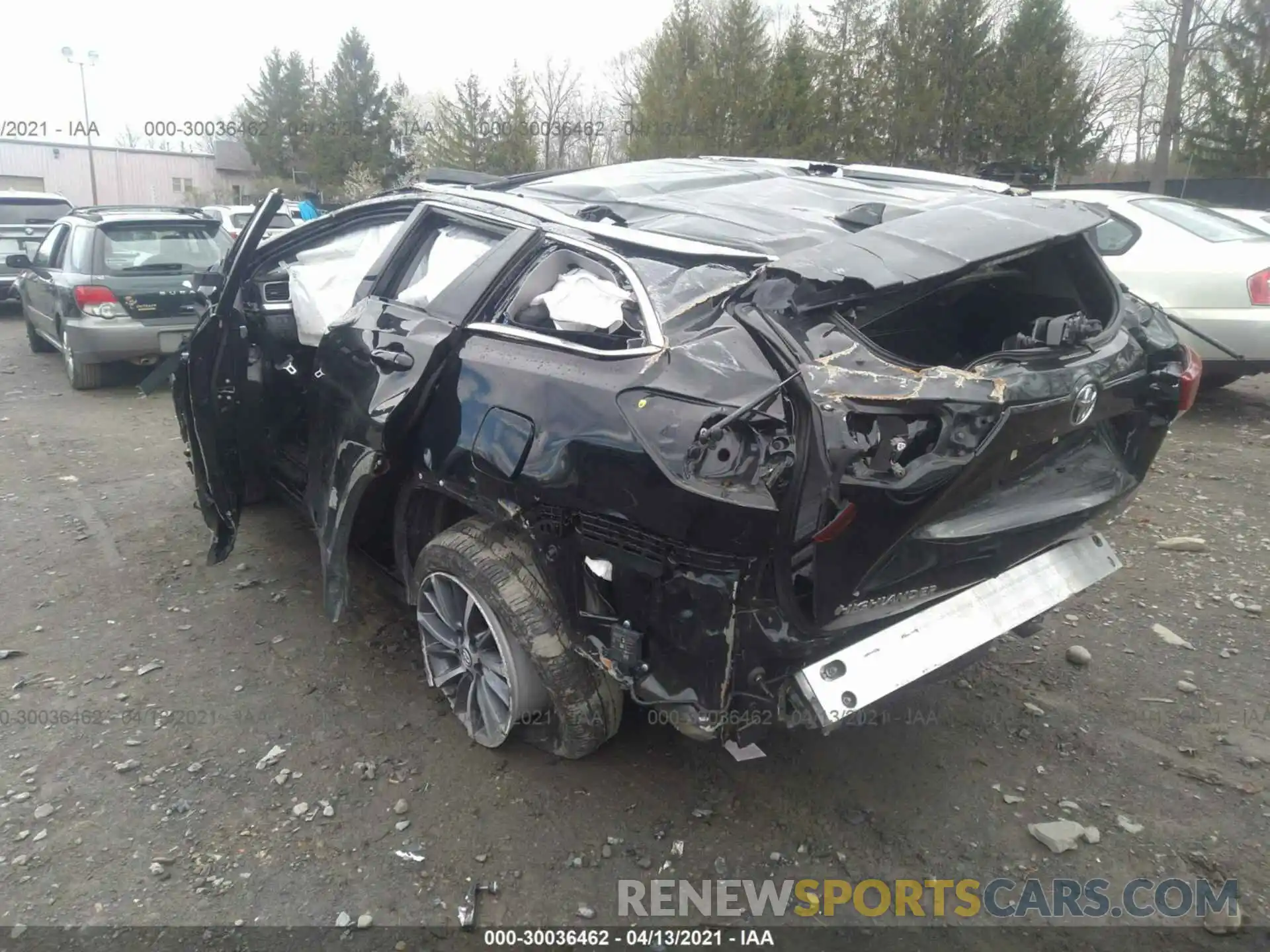 3 Photograph of a damaged car 5TDJZRFH0KS715274 TOYOTA HIGHLANDER 2019