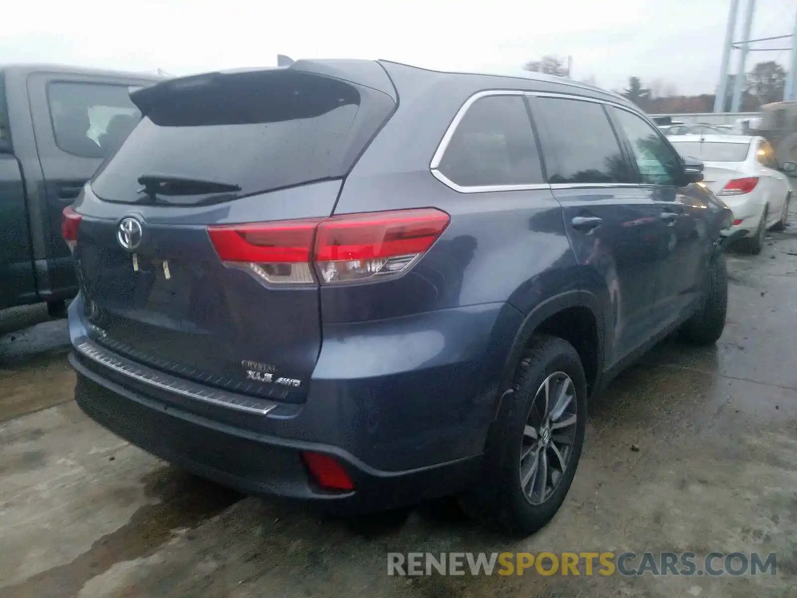 4 Фотография поврежденного автомобиля 5TDJZRFH0KS718496 TOYOTA HIGHLANDER 2019