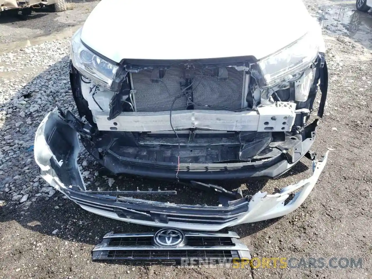 9 Photograph of a damaged car 5TDJZRFH0KS732429 TOYOTA HIGHLANDER 2019