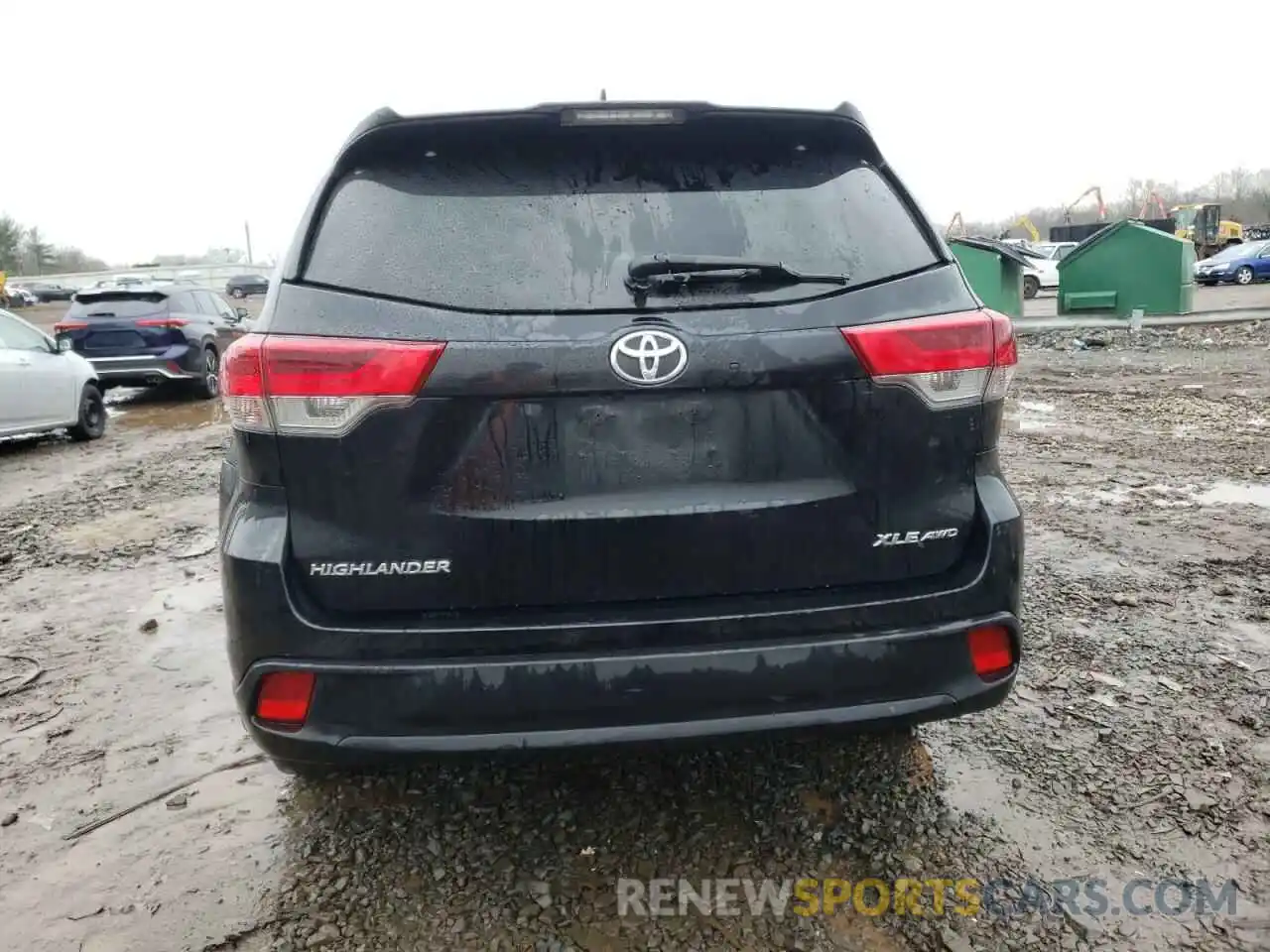 6 Photograph of a damaged car 5TDJZRFH0KS734309 TOYOTA HIGHLANDER 2019