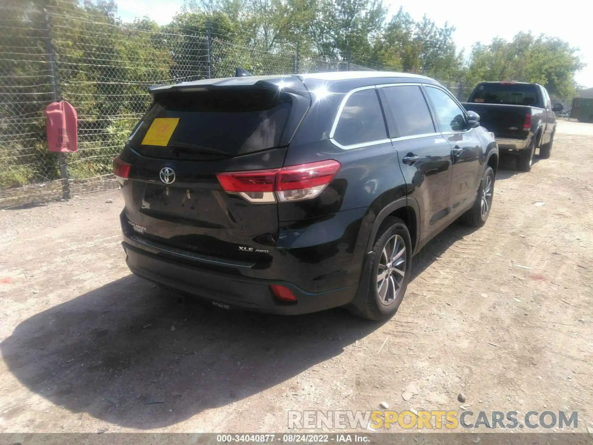 4 Фотография поврежденного автомобиля 5TDJZRFH0KS950287 TOYOTA HIGHLANDER 2019