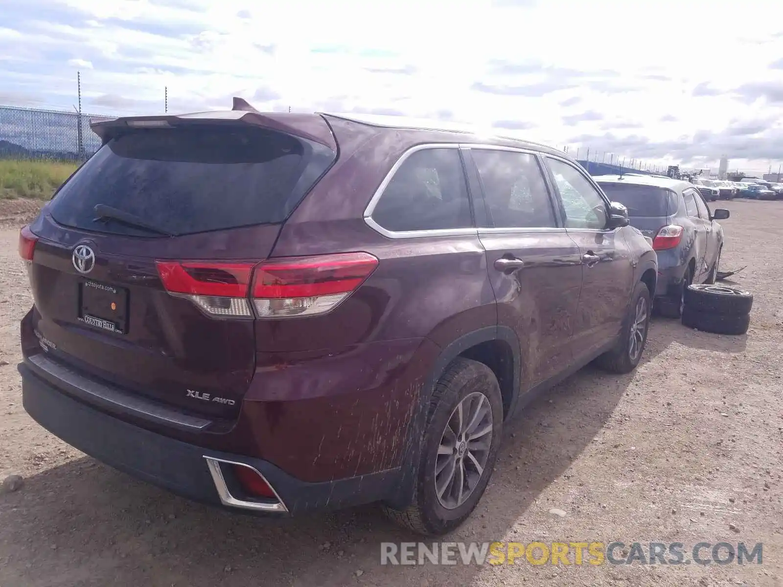 4 Фотография поврежденного автомобиля 5TDJZRFH0KS976372 TOYOTA HIGHLANDER 2019