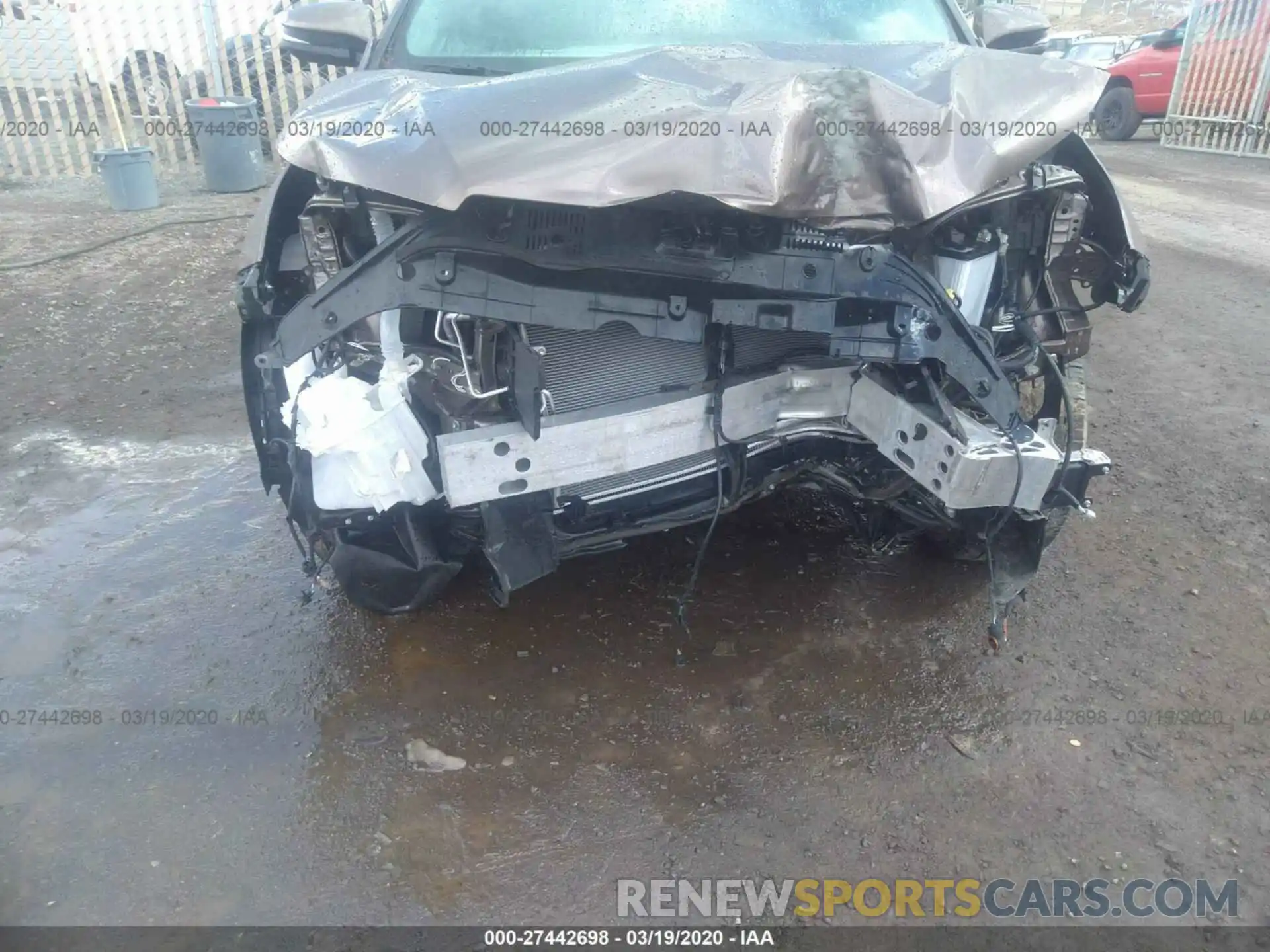 6 Photograph of a damaged car 5TDJZRFH0KS992636 TOYOTA HIGHLANDER 2019