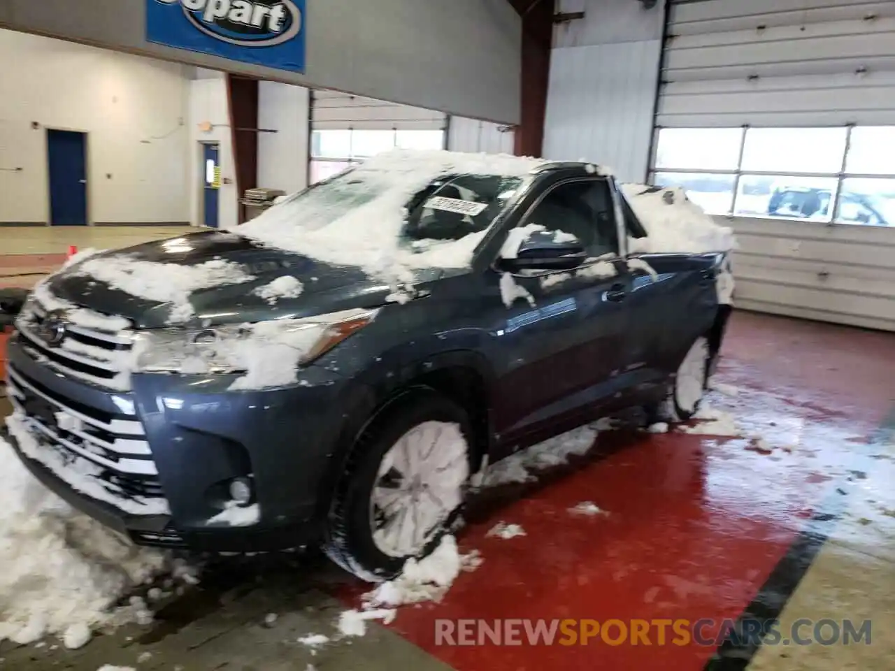 2 Photograph of a damaged car 5TDJZRFH0KS993463 TOYOTA HIGHLANDER 2019