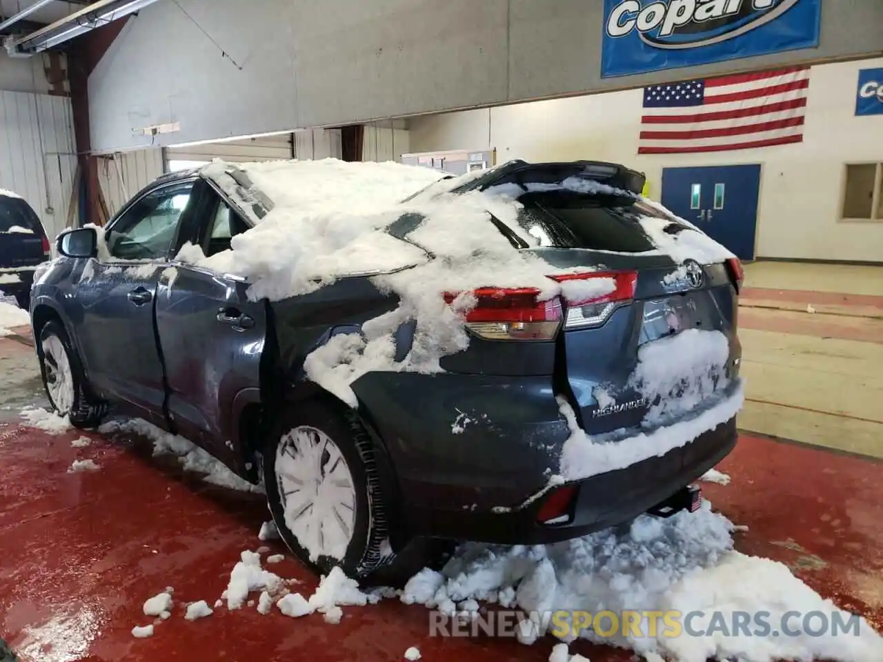 3 Photograph of a damaged car 5TDJZRFH0KS993463 TOYOTA HIGHLANDER 2019