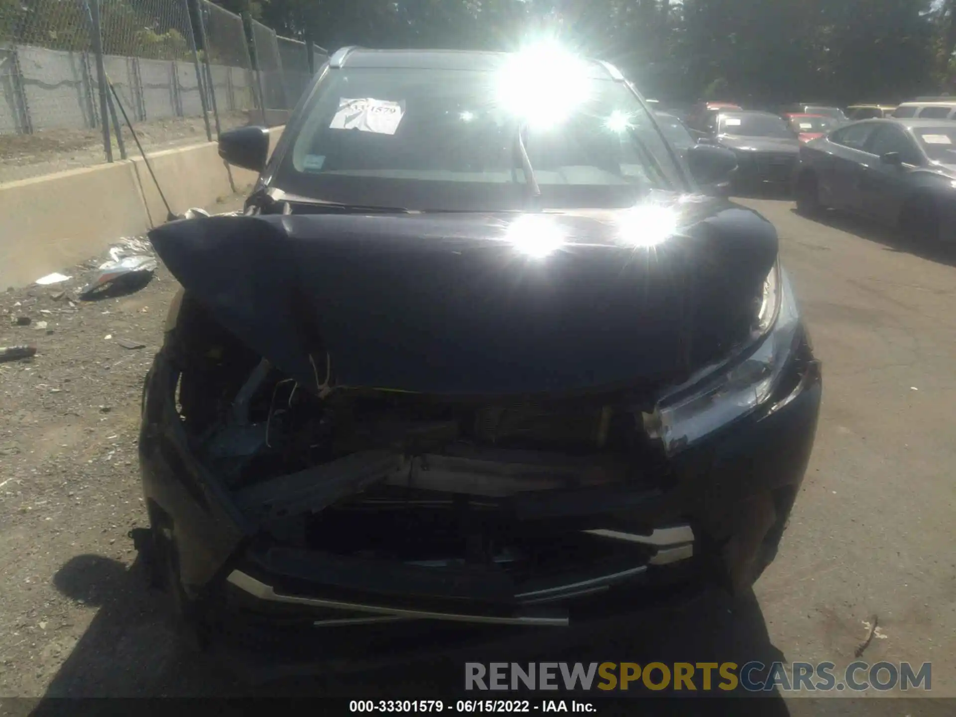 6 Photograph of a damaged car 5TDJZRFH1KS565269 TOYOTA HIGHLANDER 2019