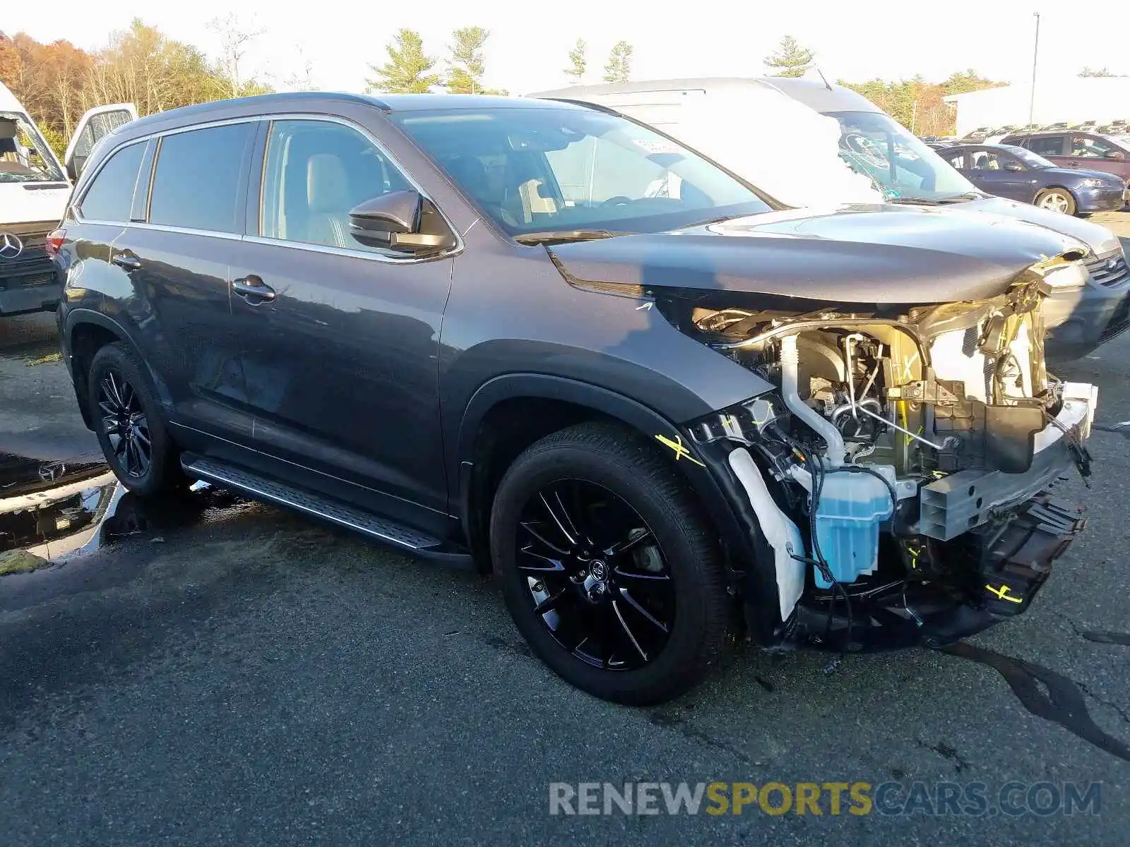 1 Photograph of a damaged car 5TDJZRFH1KS565367 TOYOTA HIGHLANDER 2019