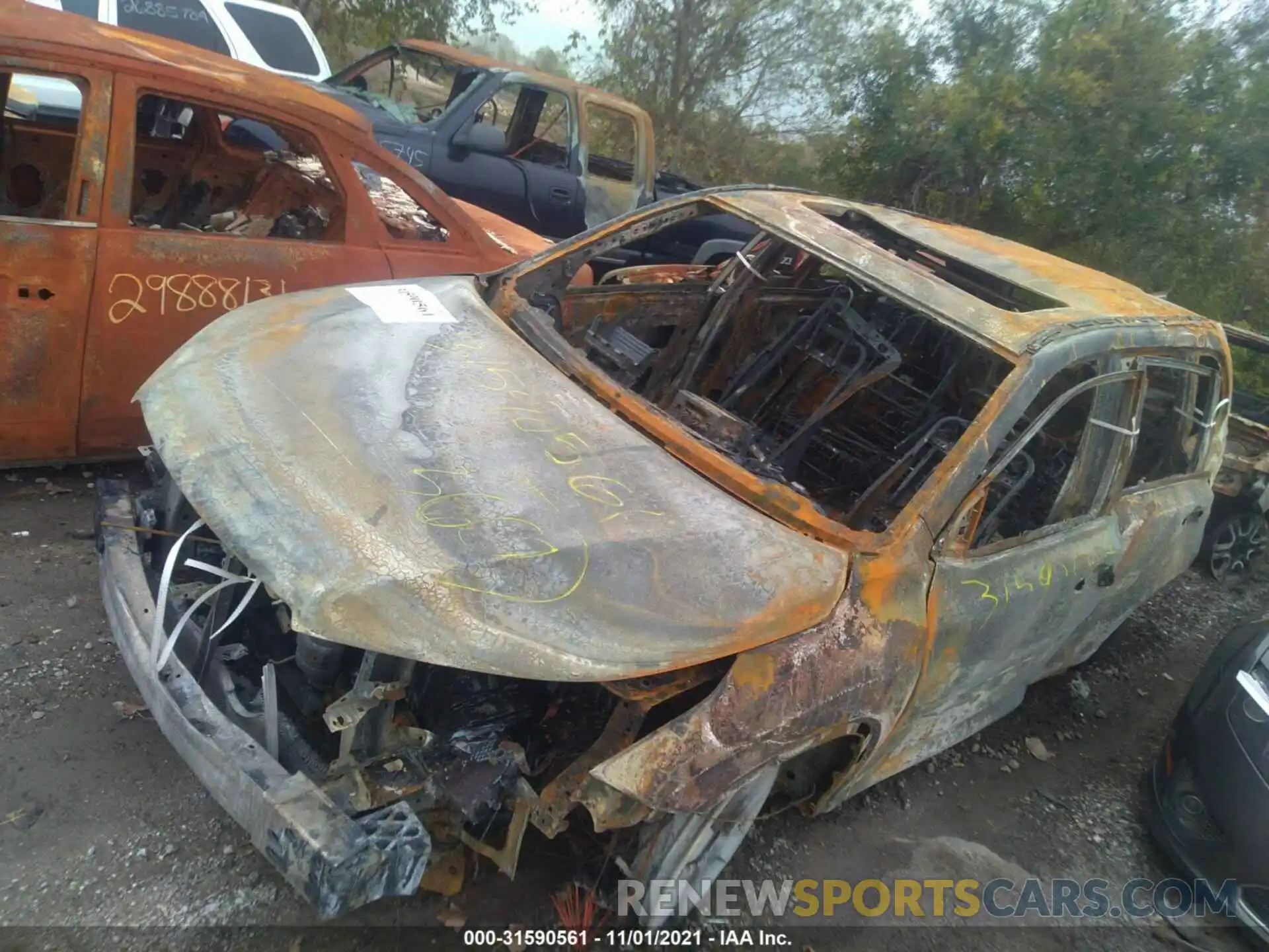 6 Photograph of a damaged car 5TDJZRFH1KS576644 TOYOTA HIGHLANDER 2019