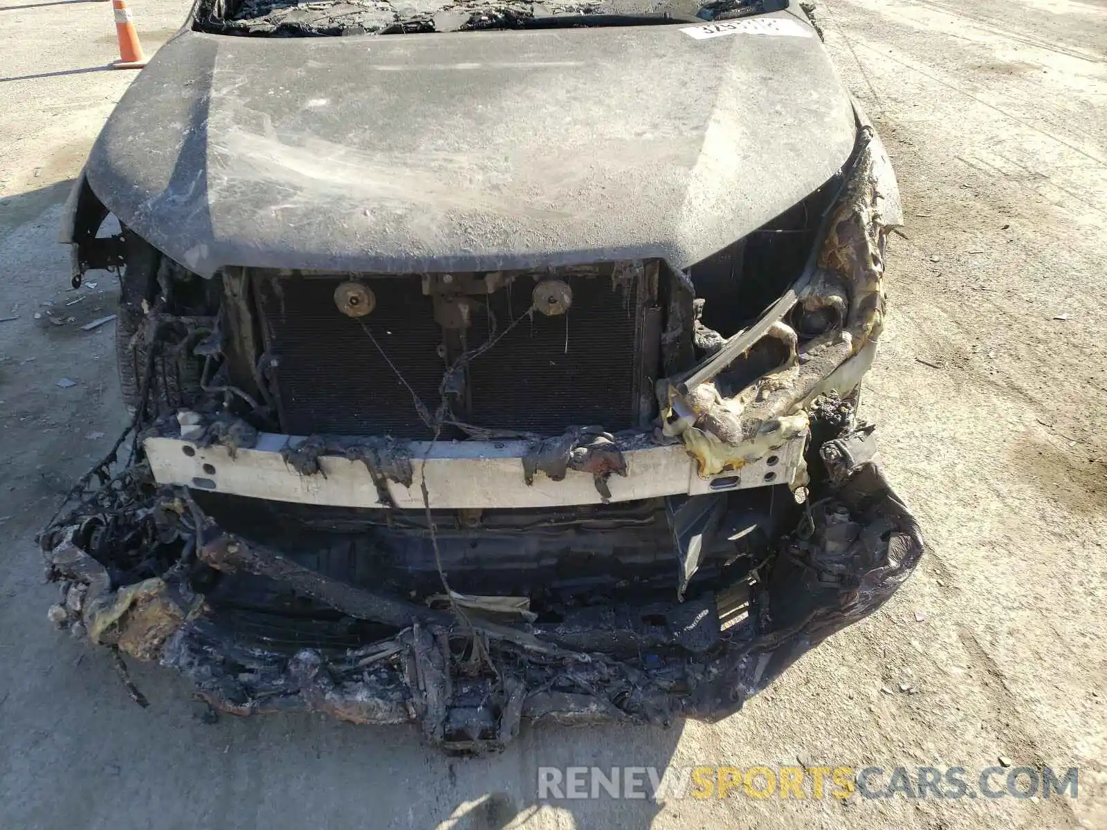 7 Photograph of a damaged car 5TDJZRFH1KS577096 TOYOTA HIGHLANDER 2019