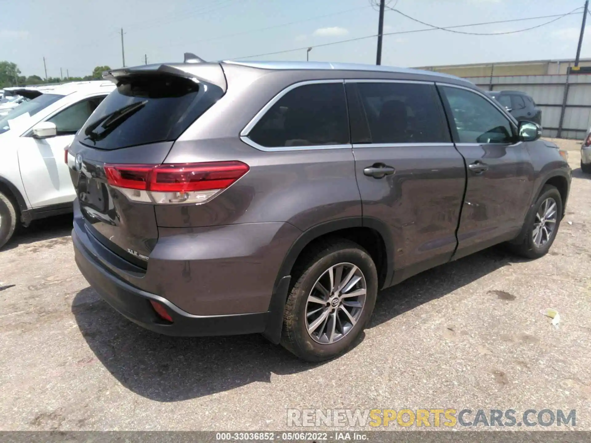 4 Фотография поврежденного автомобиля 5TDJZRFH1KS581634 TOYOTA HIGHLANDER 2019