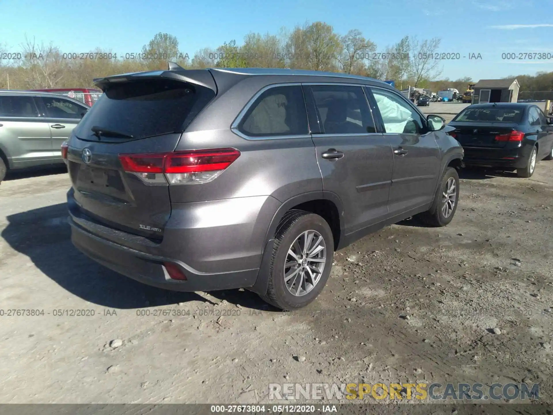 4 Фотография поврежденного автомобиля 5TDJZRFH1KS588423 TOYOTA HIGHLANDER 2019