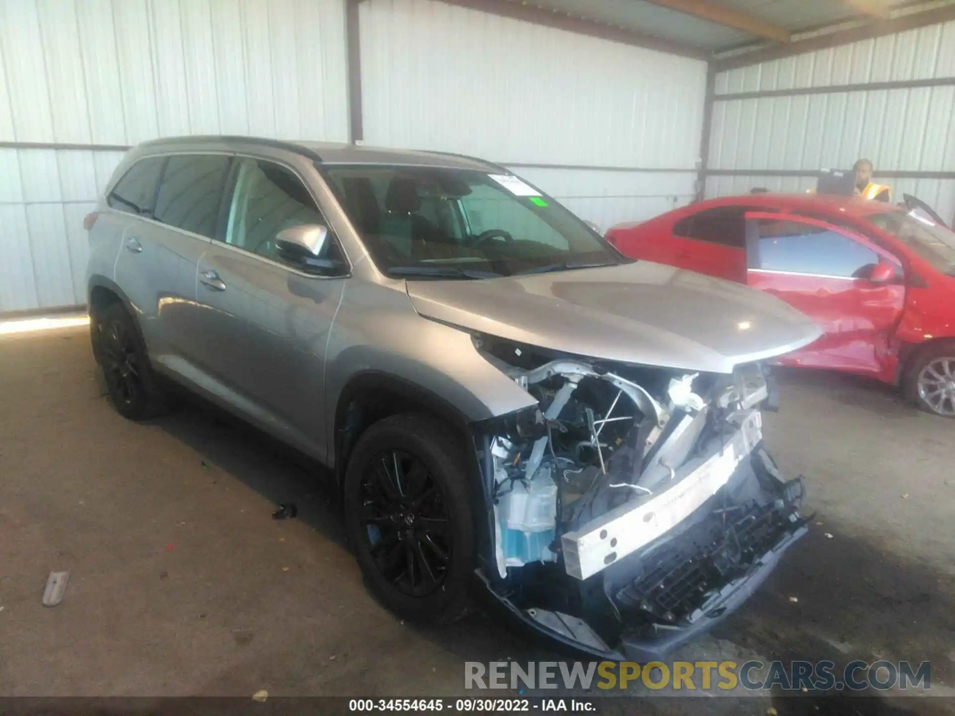 1 Photograph of a damaged car 5TDJZRFH1KS603082 TOYOTA HIGHLANDER 2019