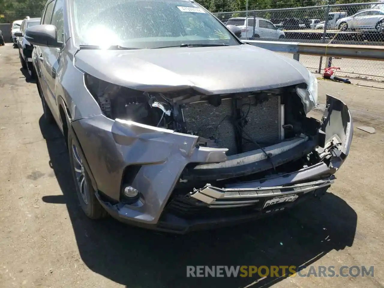 9 Photograph of a damaged car 5TDJZRFH1KS605978 TOYOTA HIGHLANDER 2019