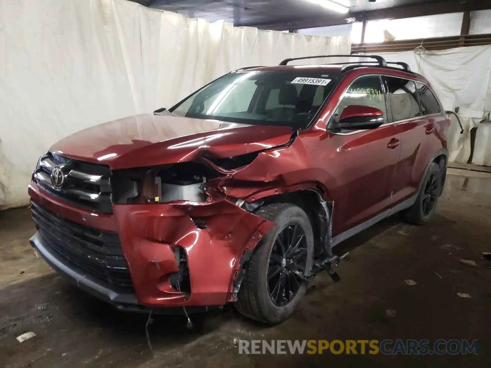 2 Photograph of a damaged car 5TDJZRFH1KS609657 TOYOTA HIGHLANDER 2019