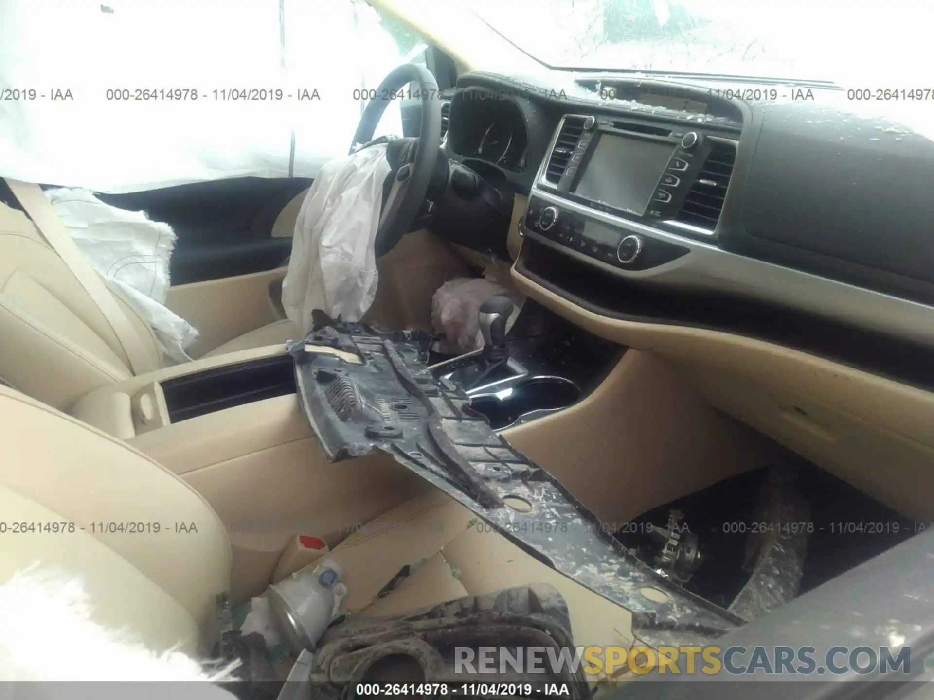 5 Photograph of a damaged car 5TDJZRFH1KS613059 TOYOTA HIGHLANDER 2019