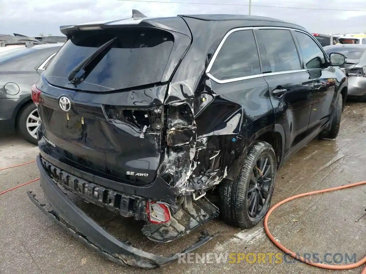 4 Фотография поврежденного автомобиля 5TDJZRFH1KS623848 TOYOTA HIGHLANDER 2019