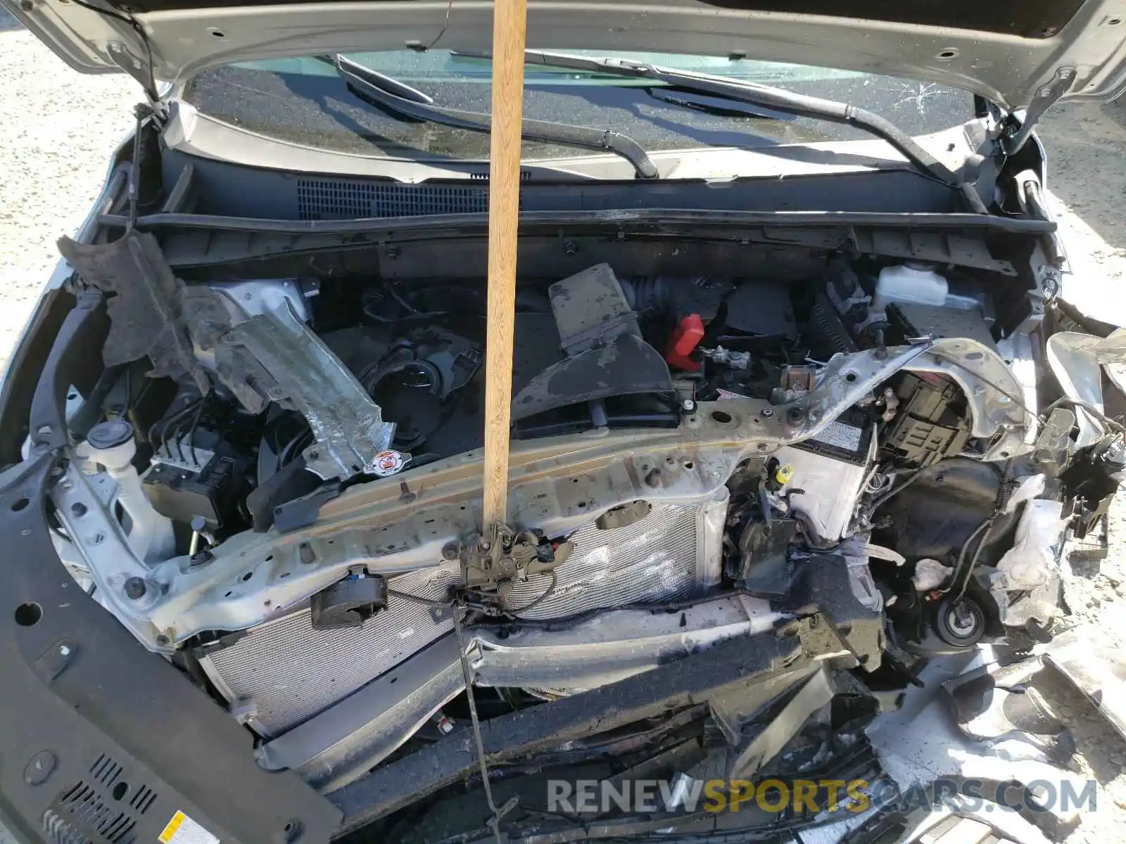 7 Photograph of a damaged car 5TDJZRFH1KS624580 TOYOTA HIGHLANDER 2019