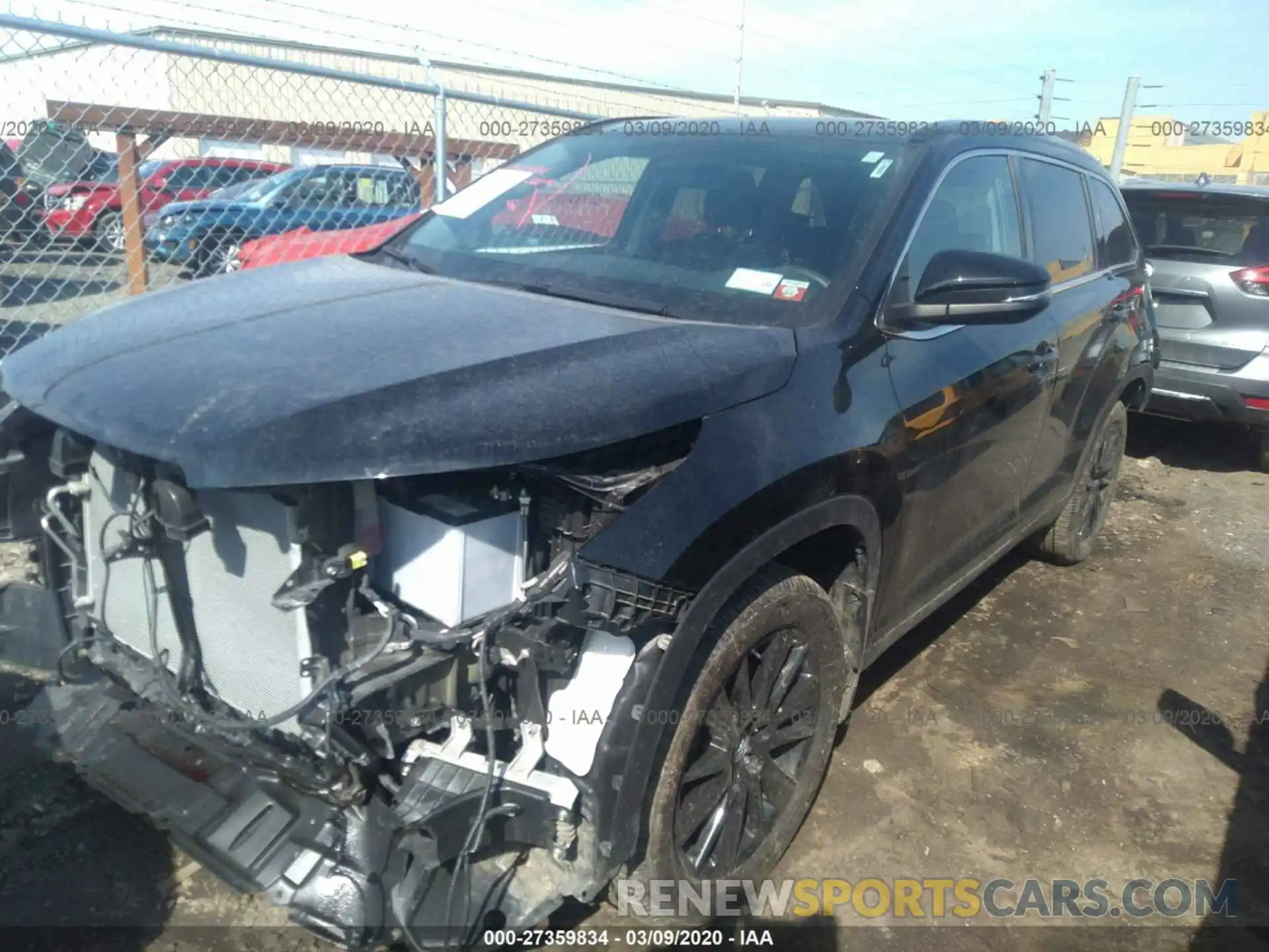 2 Photograph of a damaged car 5TDJZRFH1KS704056 TOYOTA HIGHLANDER 2019