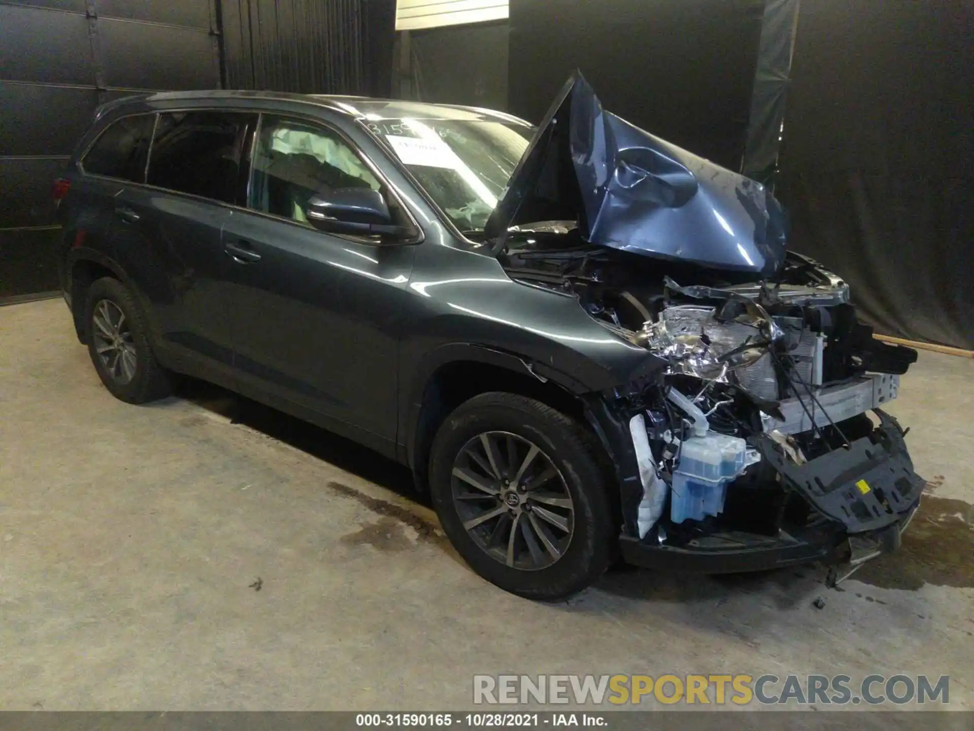 1 Photograph of a damaged car 5TDJZRFH1KS707104 TOYOTA HIGHLANDER 2019