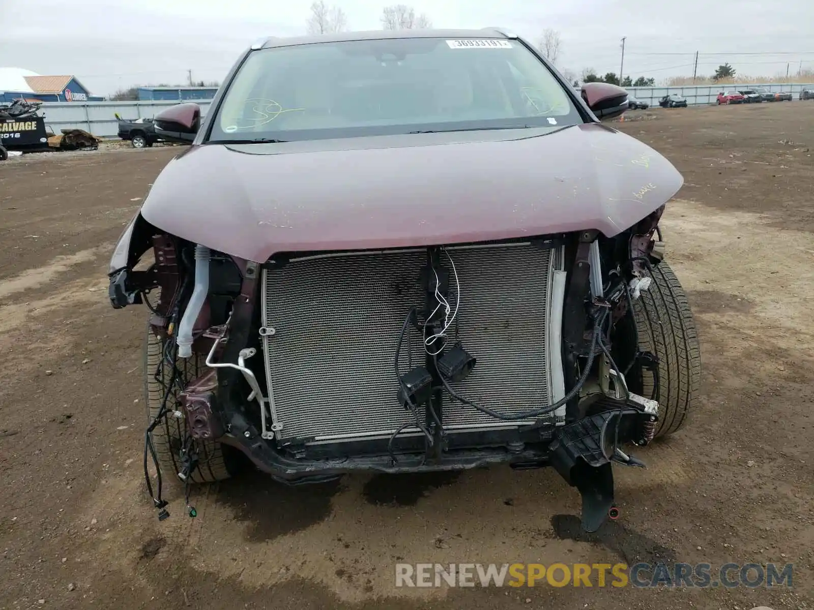 9 Photograph of a damaged car 5TDJZRFH1KS720290 TOYOTA HIGHLANDER 2019