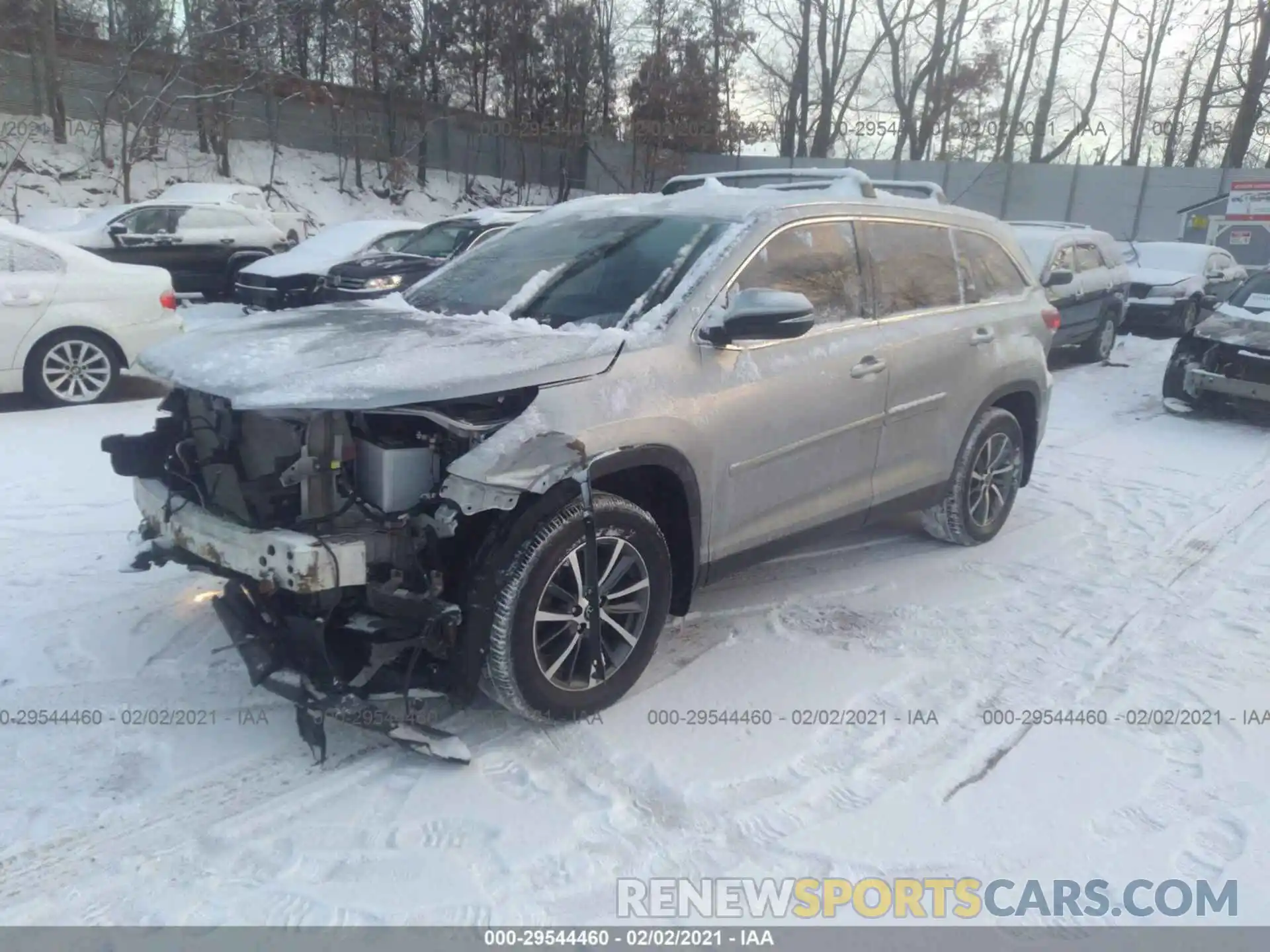 2 Фотография поврежденного автомобиля 5TDJZRFH1KS924992 TOYOTA HIGHLANDER 2019