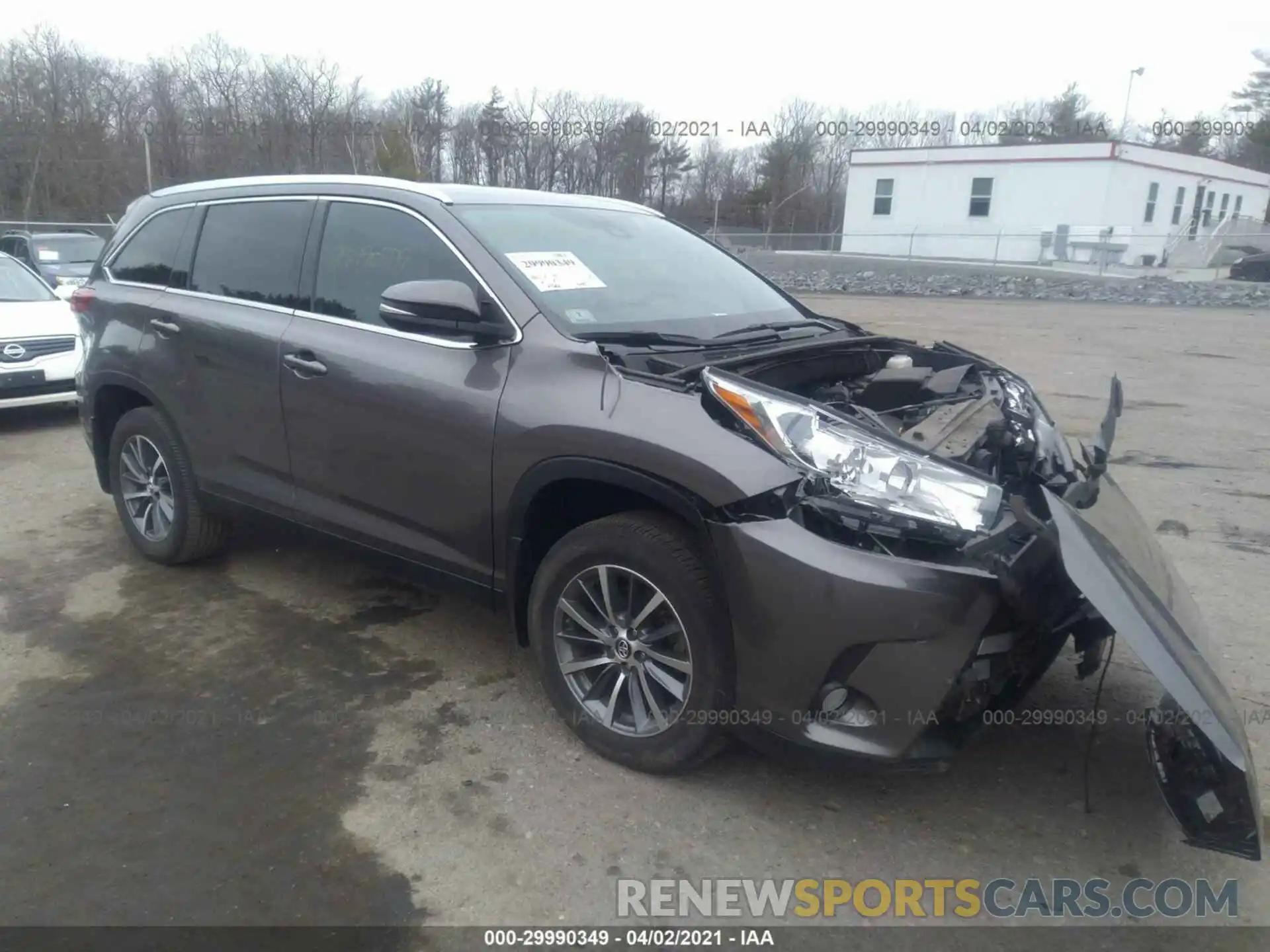 1 Photograph of a damaged car 5TDJZRFH1KS927455 TOYOTA HIGHLANDER 2019