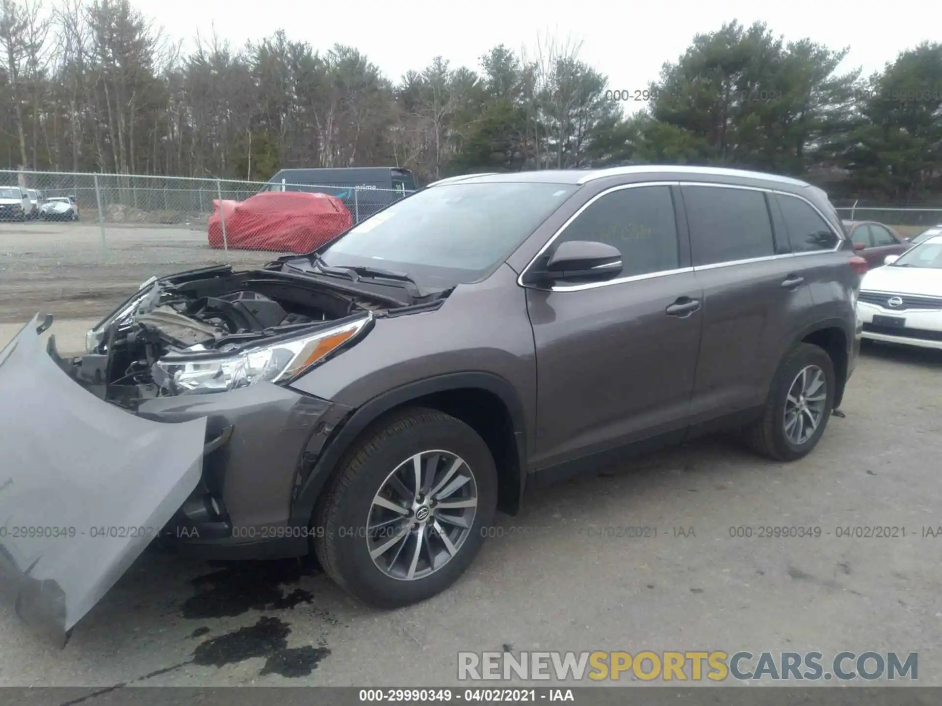 2 Photograph of a damaged car 5TDJZRFH1KS927455 TOYOTA HIGHLANDER 2019