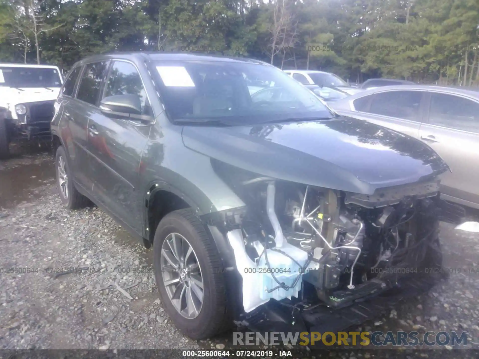 1 Photograph of a damaged car 5TDJZRFH1KS954235 TOYOTA HIGHLANDER 2019