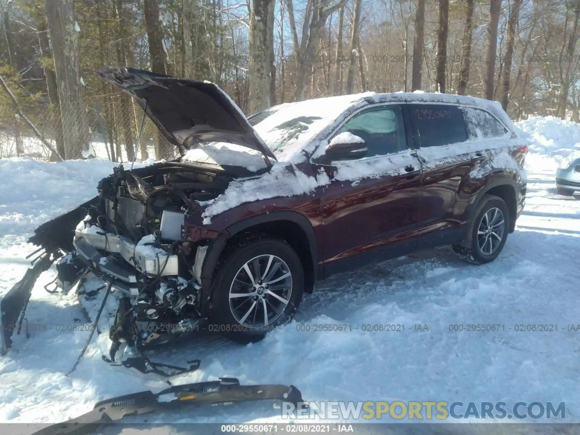 2 Photograph of a damaged car 5TDJZRFH1KS962058 TOYOTA HIGHLANDER 2019