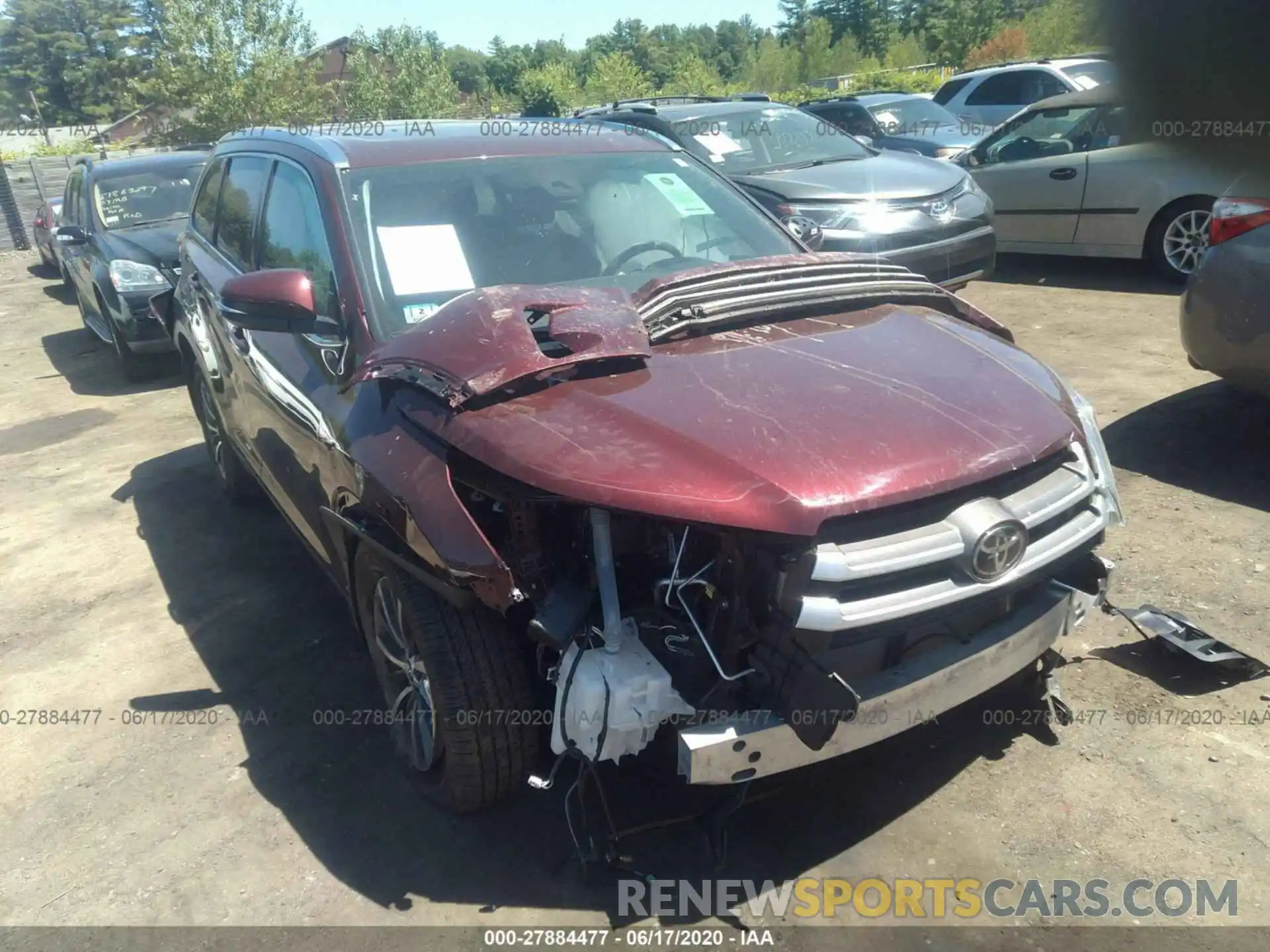 1 Photograph of a damaged car 5TDJZRFH1KS965820 TOYOTA HIGHLANDER 2019