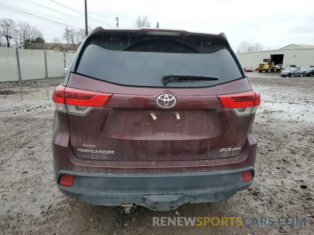 6 Photograph of a damaged car 5TDJZRFH1KS968796 TOYOTA HIGHLANDER 2019