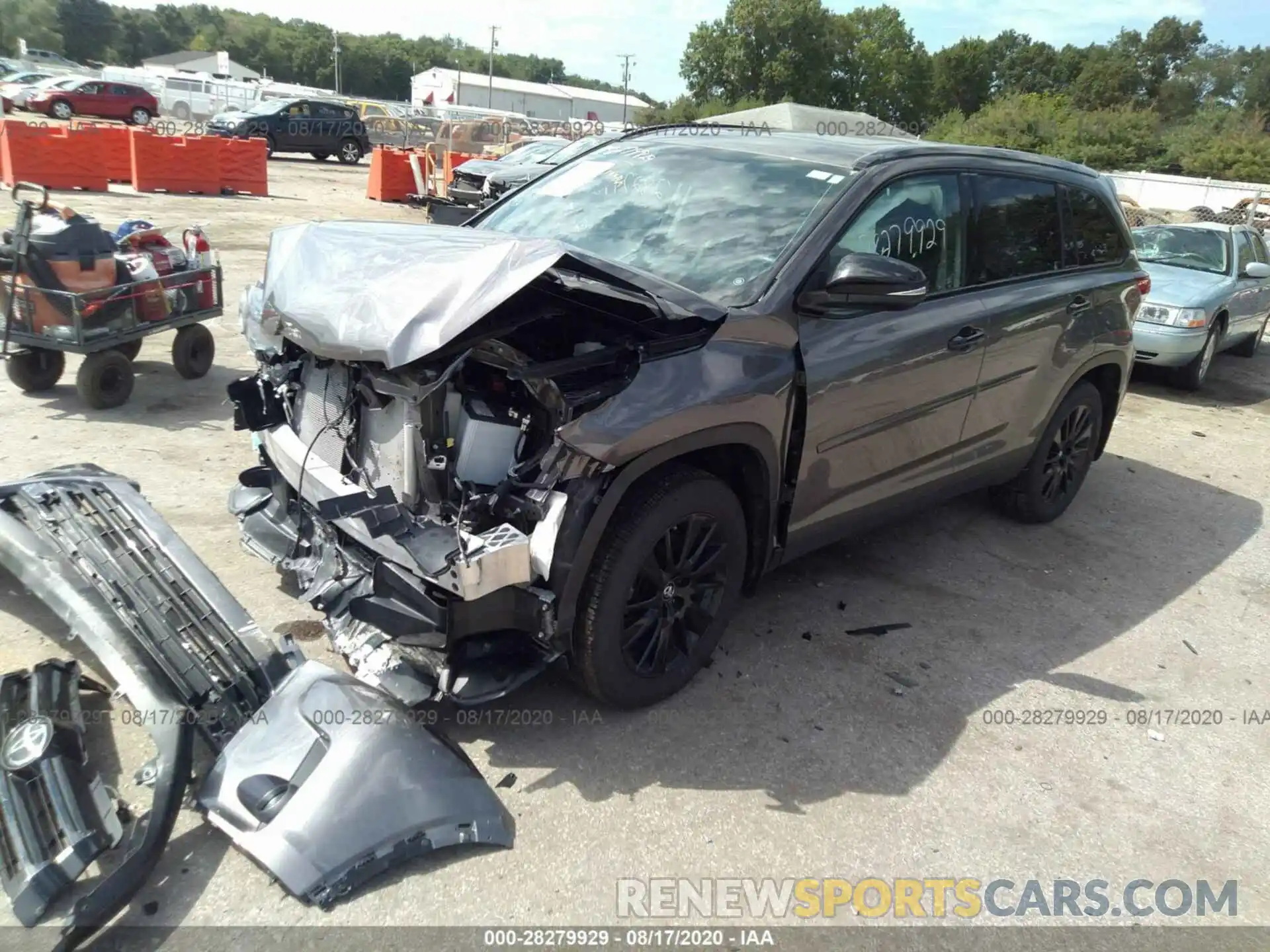 2 Photograph of a damaged car 5TDJZRFH1KS983380 TOYOTA HIGHLANDER 2019