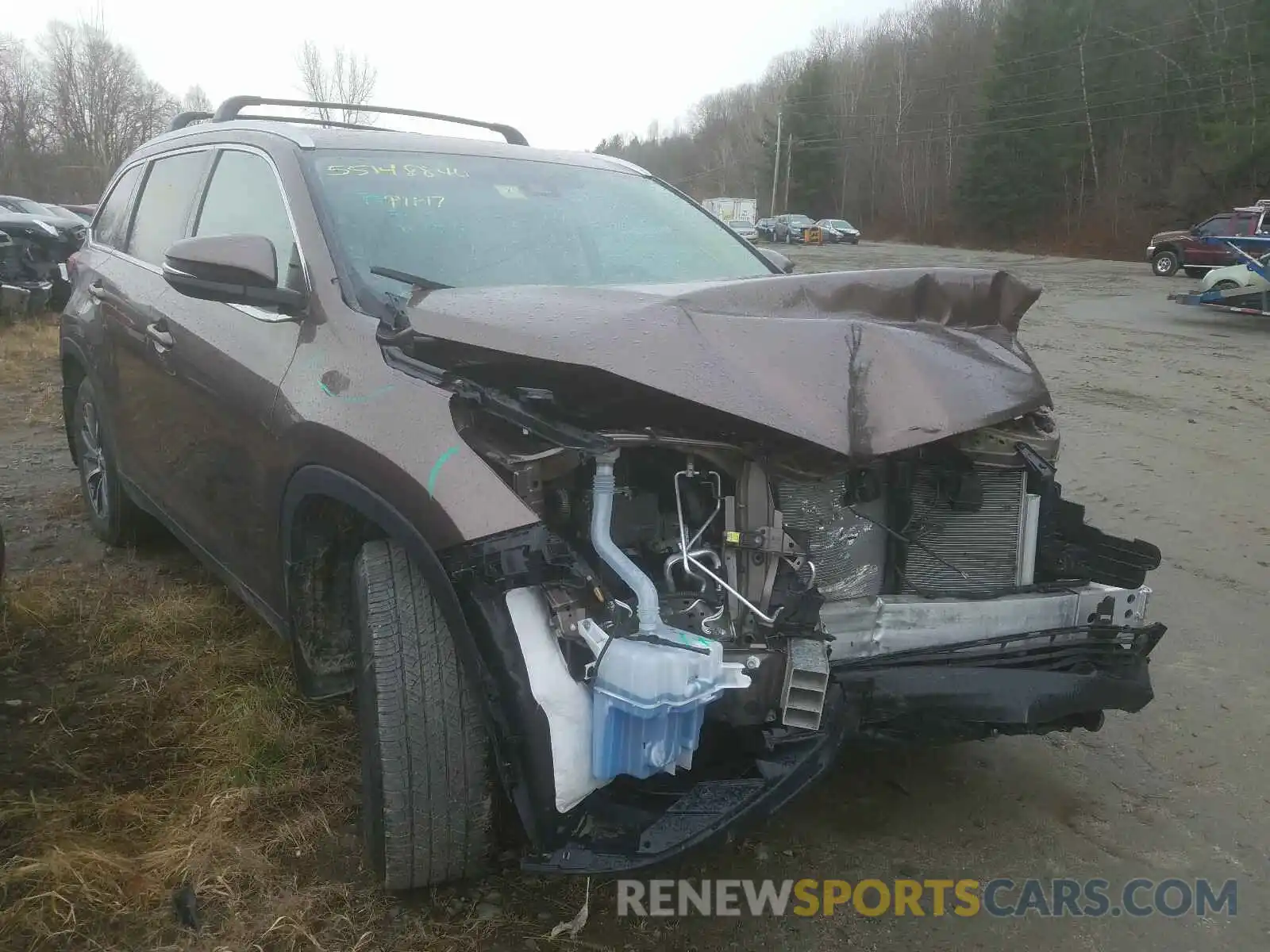 1 Photograph of a damaged car 5TDJZRFH1KS984948 TOYOTA HIGHLANDER 2019