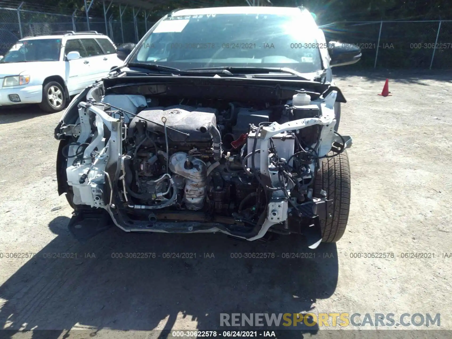 6 Photograph of a damaged car 5TDJZRFH1KS991107 TOYOTA HIGHLANDER 2019