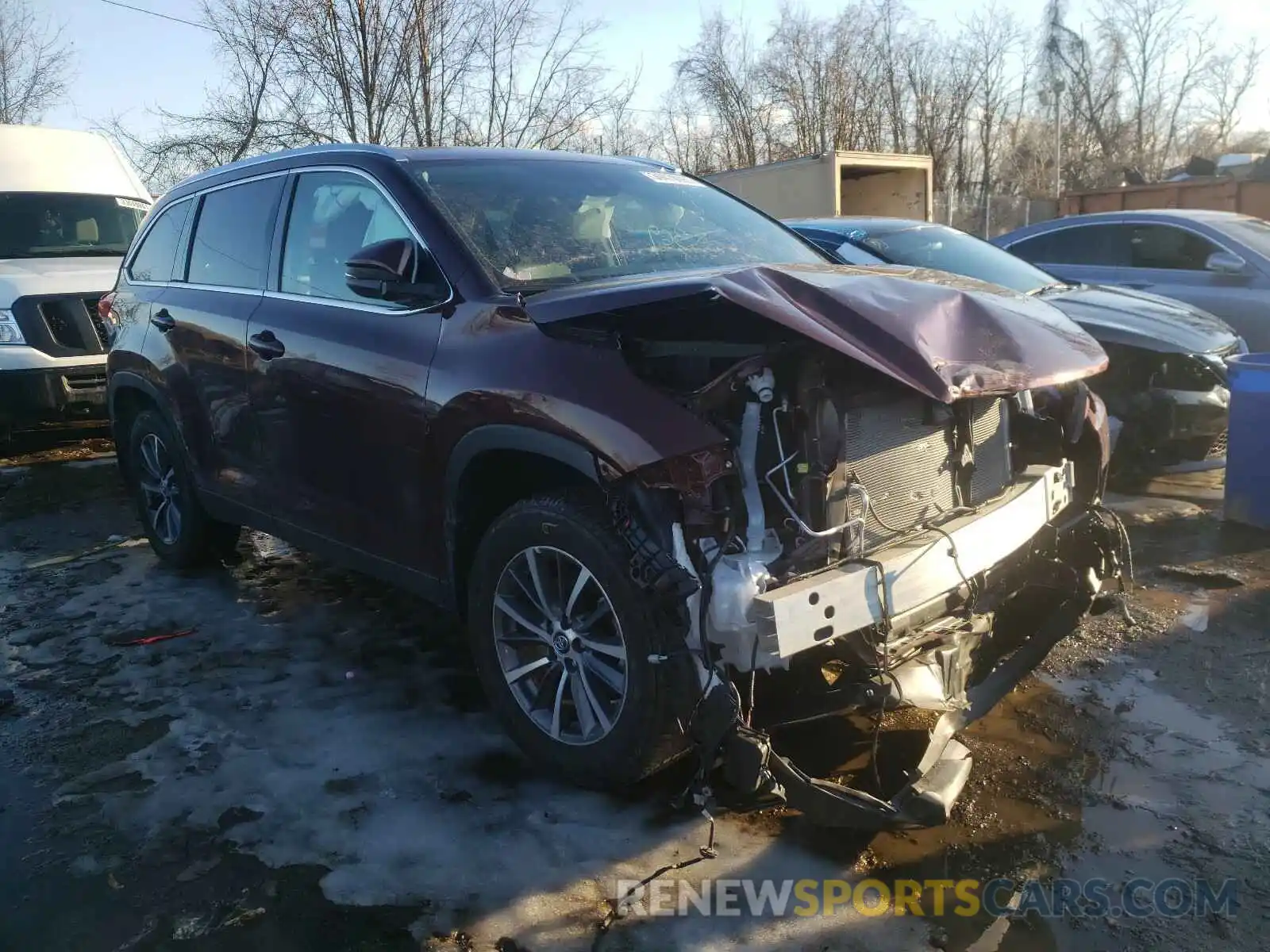 1 Photograph of a damaged car 5TDJZRFH1KS994590 TOYOTA HIGHLANDER 2019