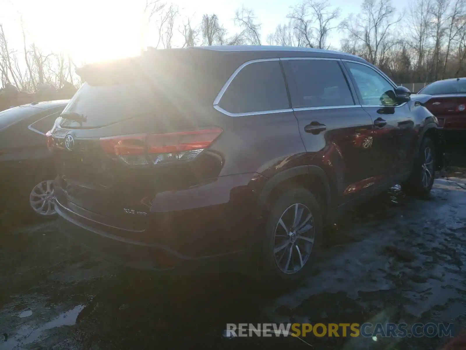 4 Фотография поврежденного автомобиля 5TDJZRFH1KS994590 TOYOTA HIGHLANDER 2019