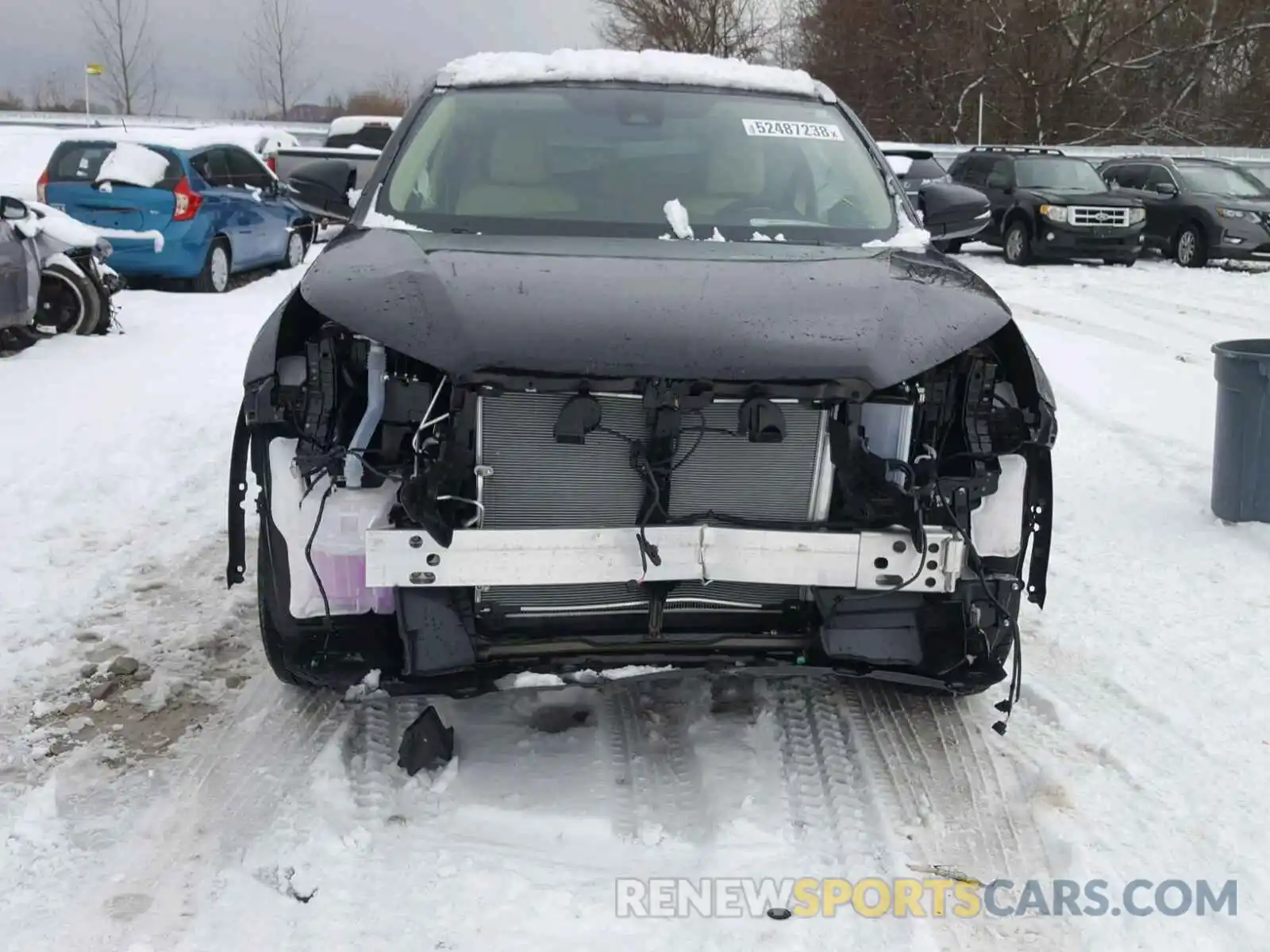 9 Photograph of a damaged car 5TDJZRFH2KS562686 TOYOTA HIGHLANDER 2019