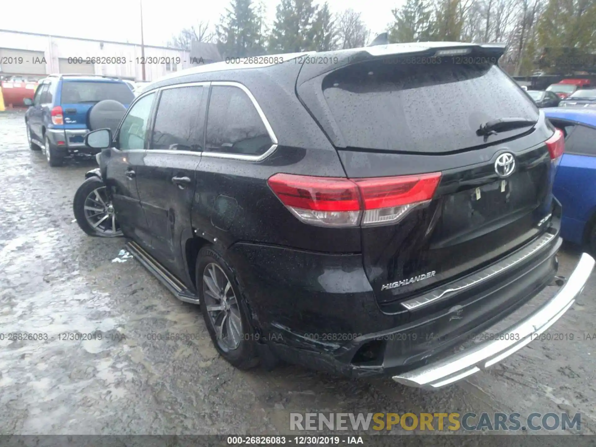 3 Photograph of a damaged car 5TDJZRFH2KS565734 TOYOTA HIGHLANDER 2019