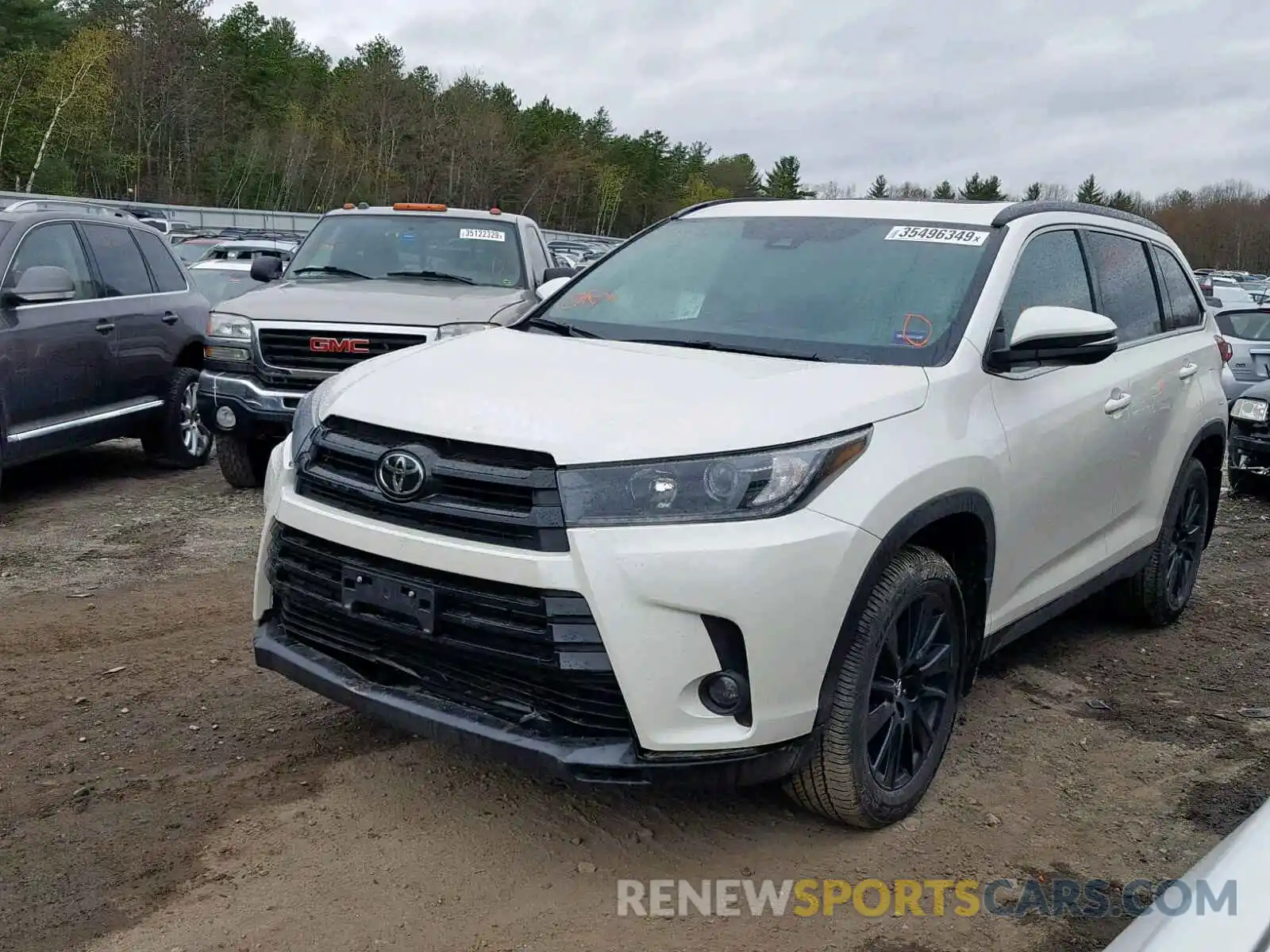 2 Photograph of a damaged car 5TDJZRFH2KS579228 TOYOTA HIGHLANDER 2019